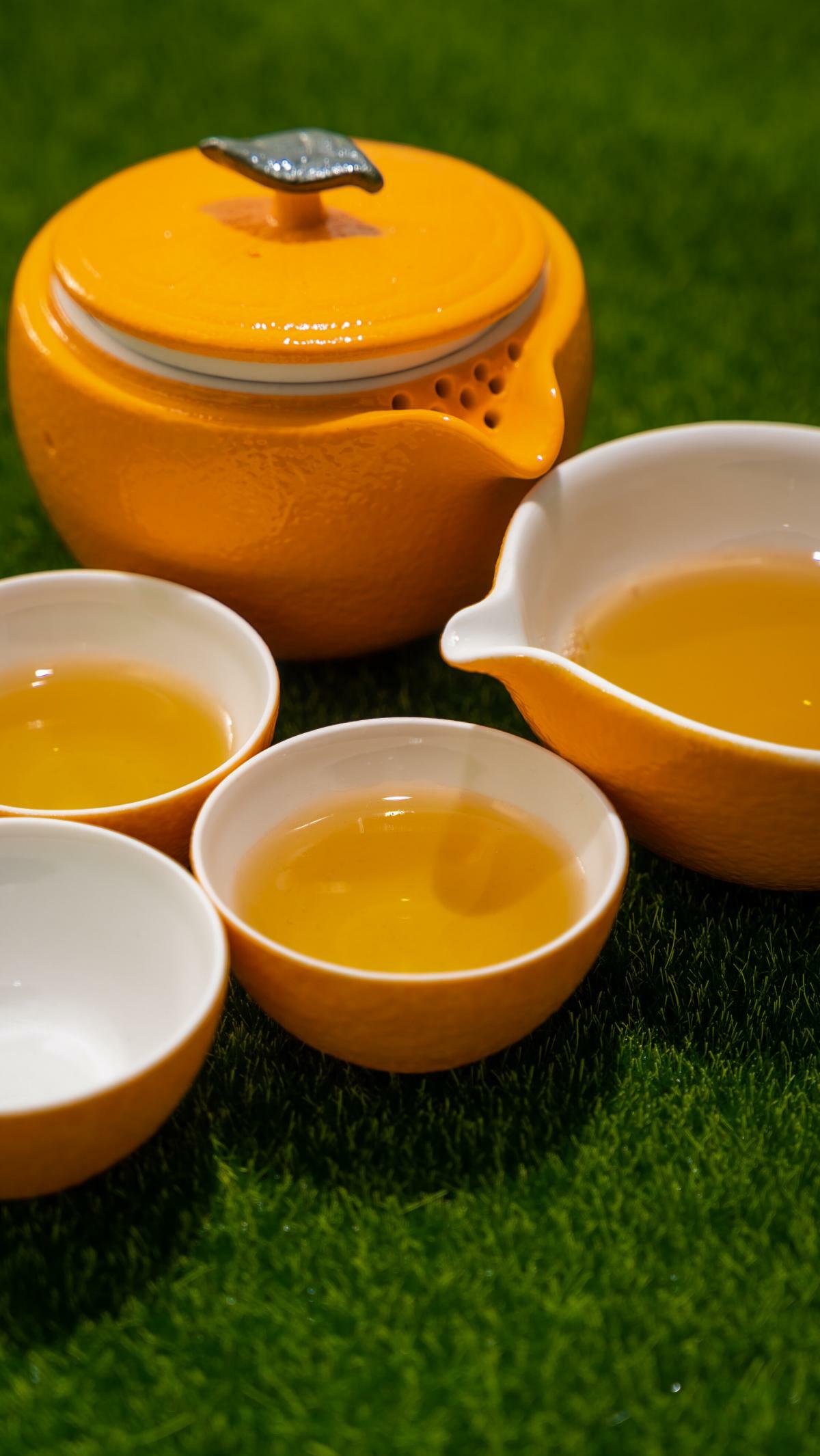 Cha Yuen - Ceramics tea set with travelling package