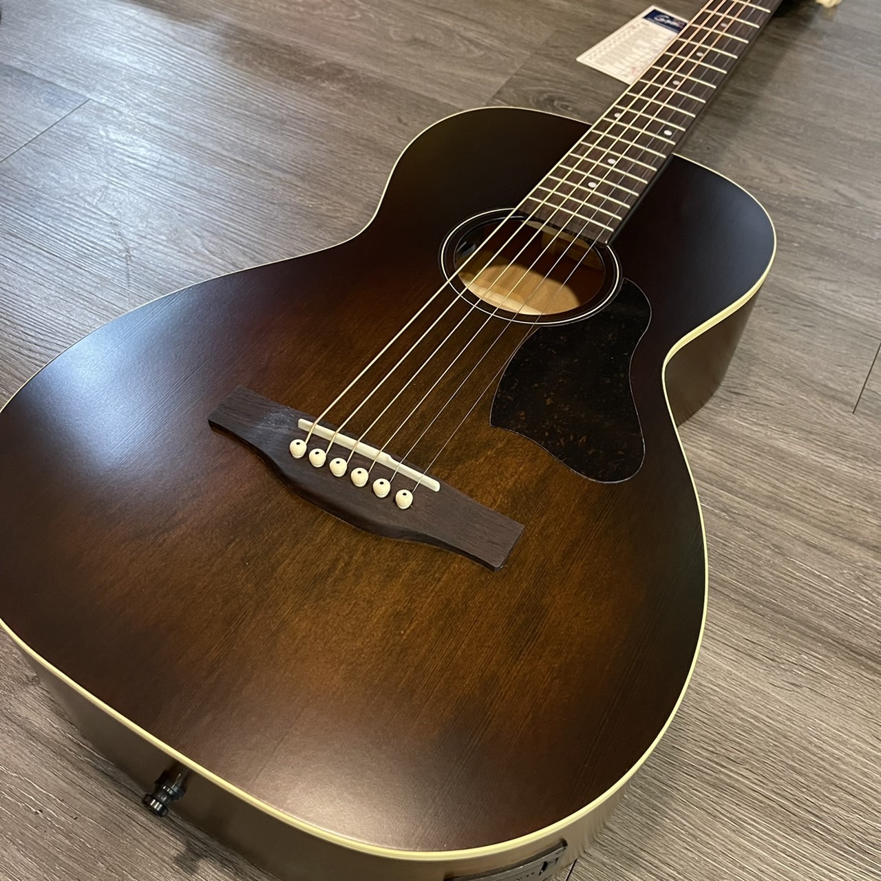 Art&Lutherie/Godin 加拿大製面單板旅行木吉他Roadhouse系列接電款