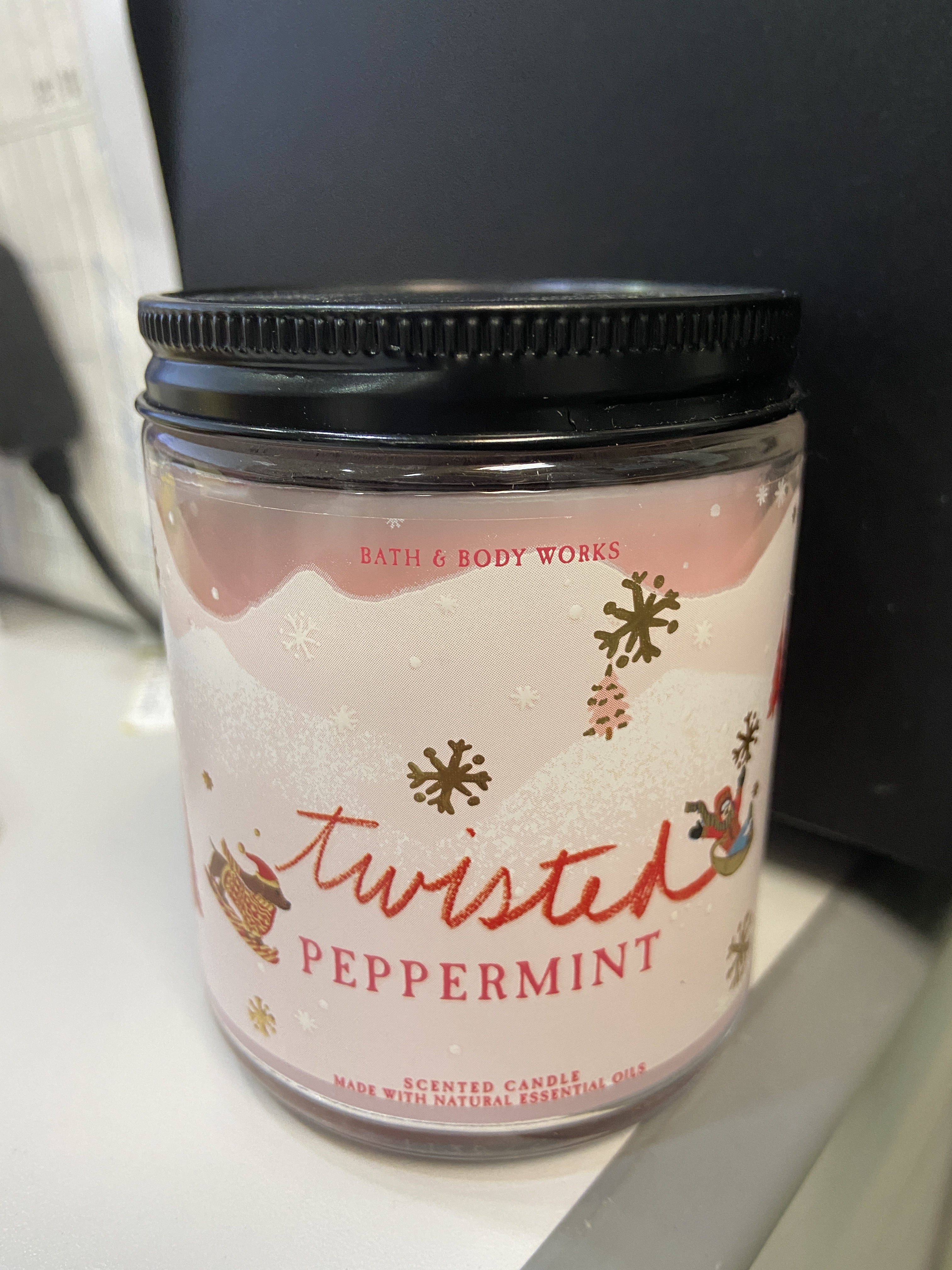 Bath and body works - twisted peppermint small