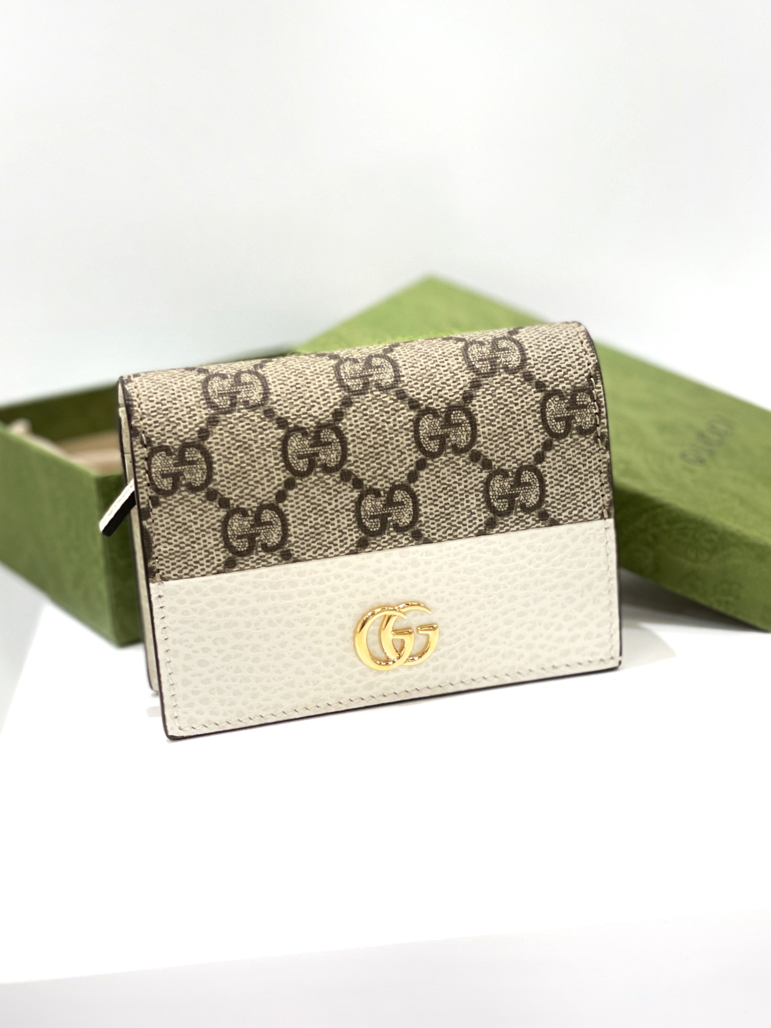 GUCCI GG Marmont Card Case Wallet