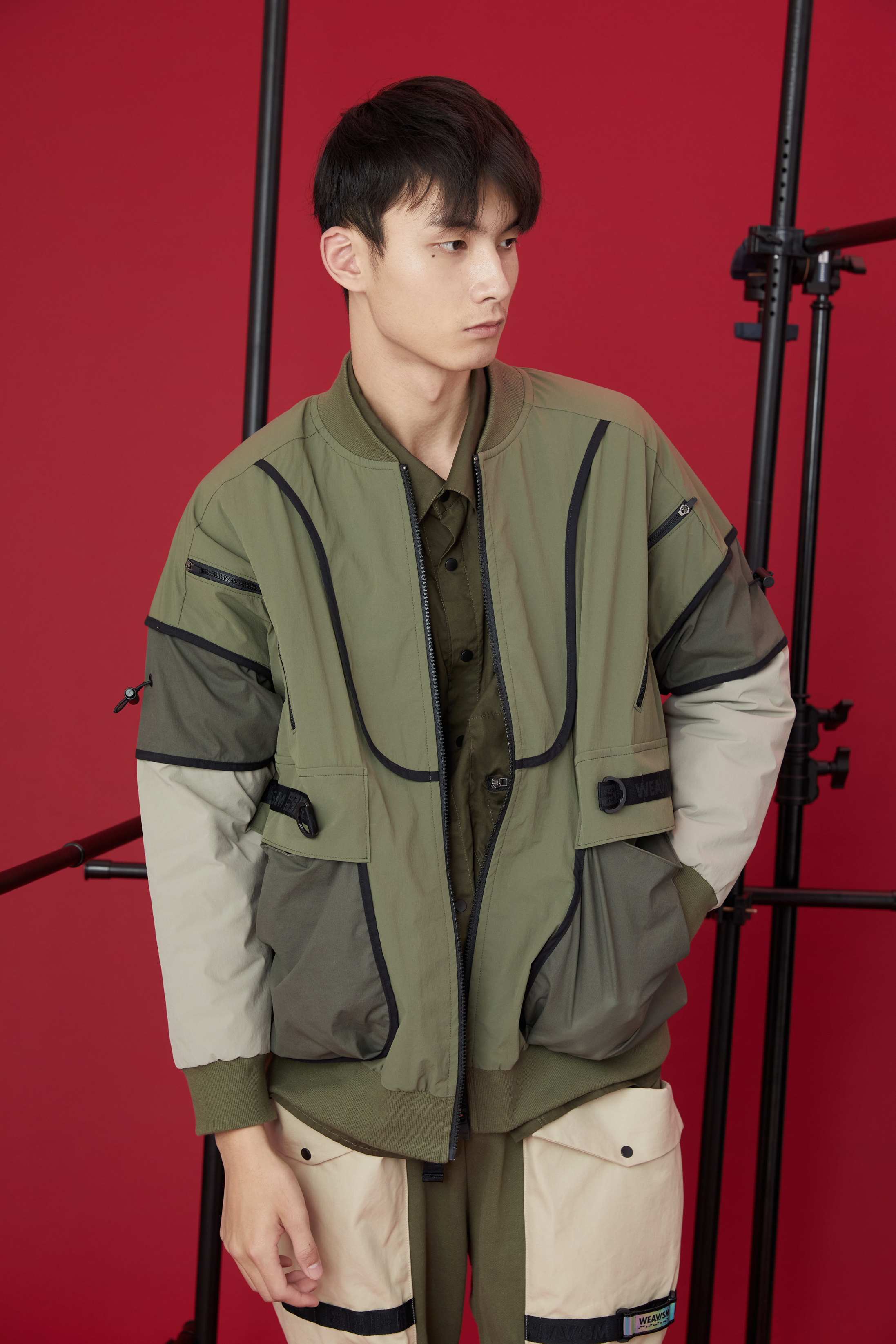 感溫鋪棉飛行夾克 - 軍綠