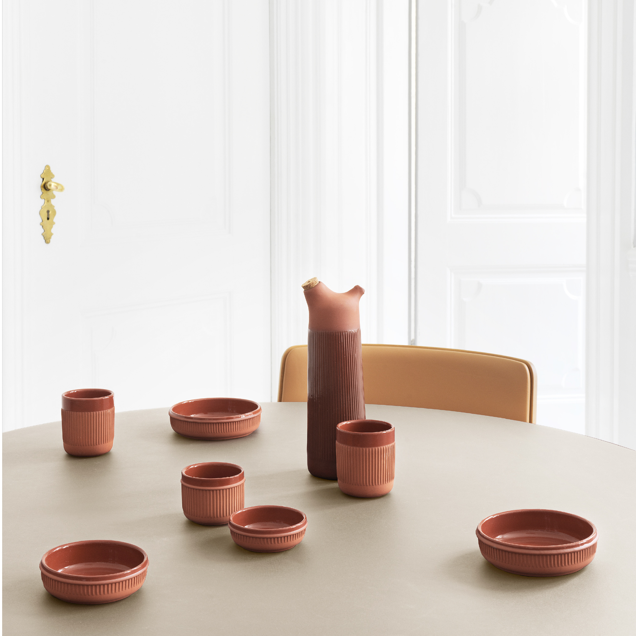 交集 / 醋瓶 by normann Copenhagen