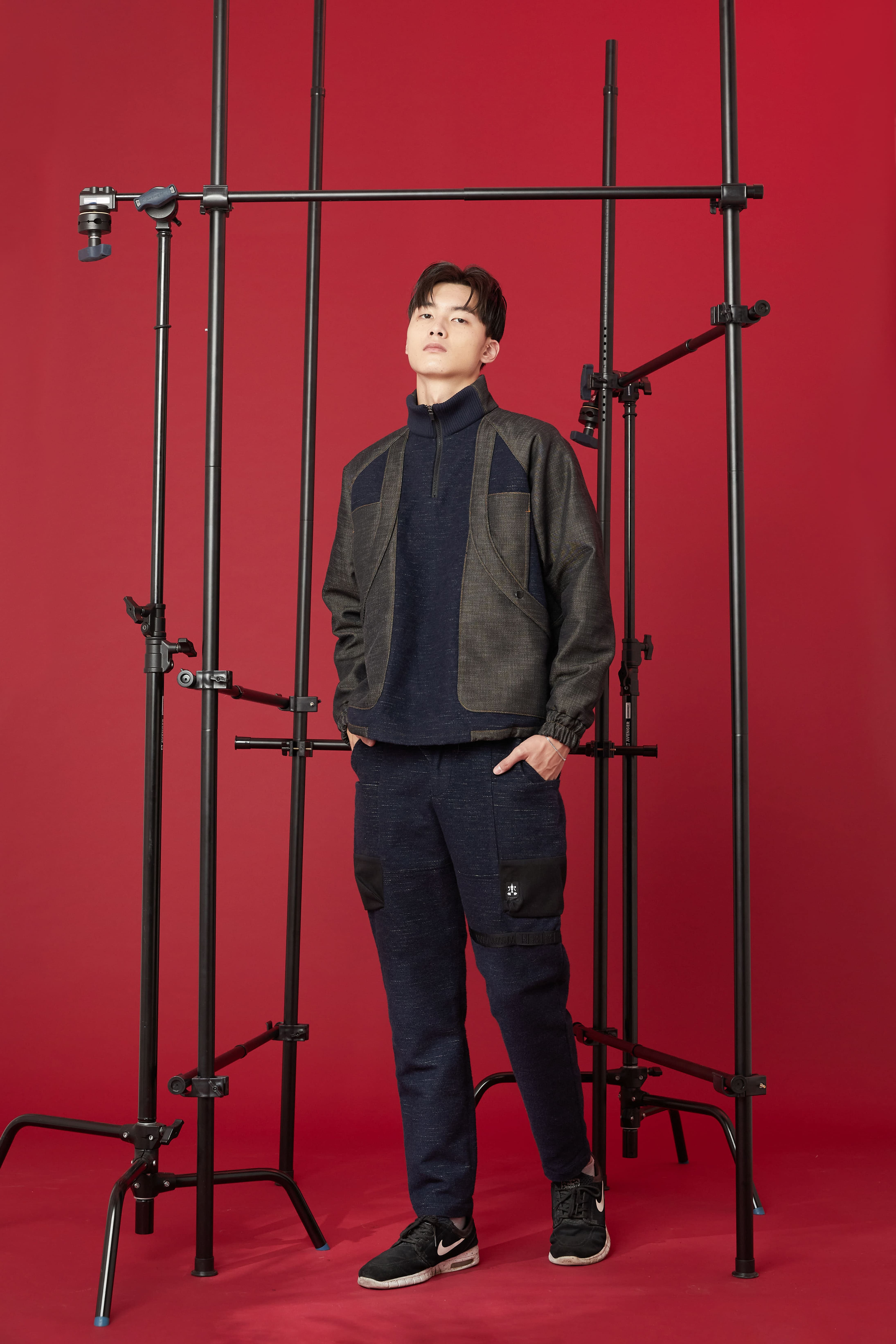 側扣大貼袋長褲-藍