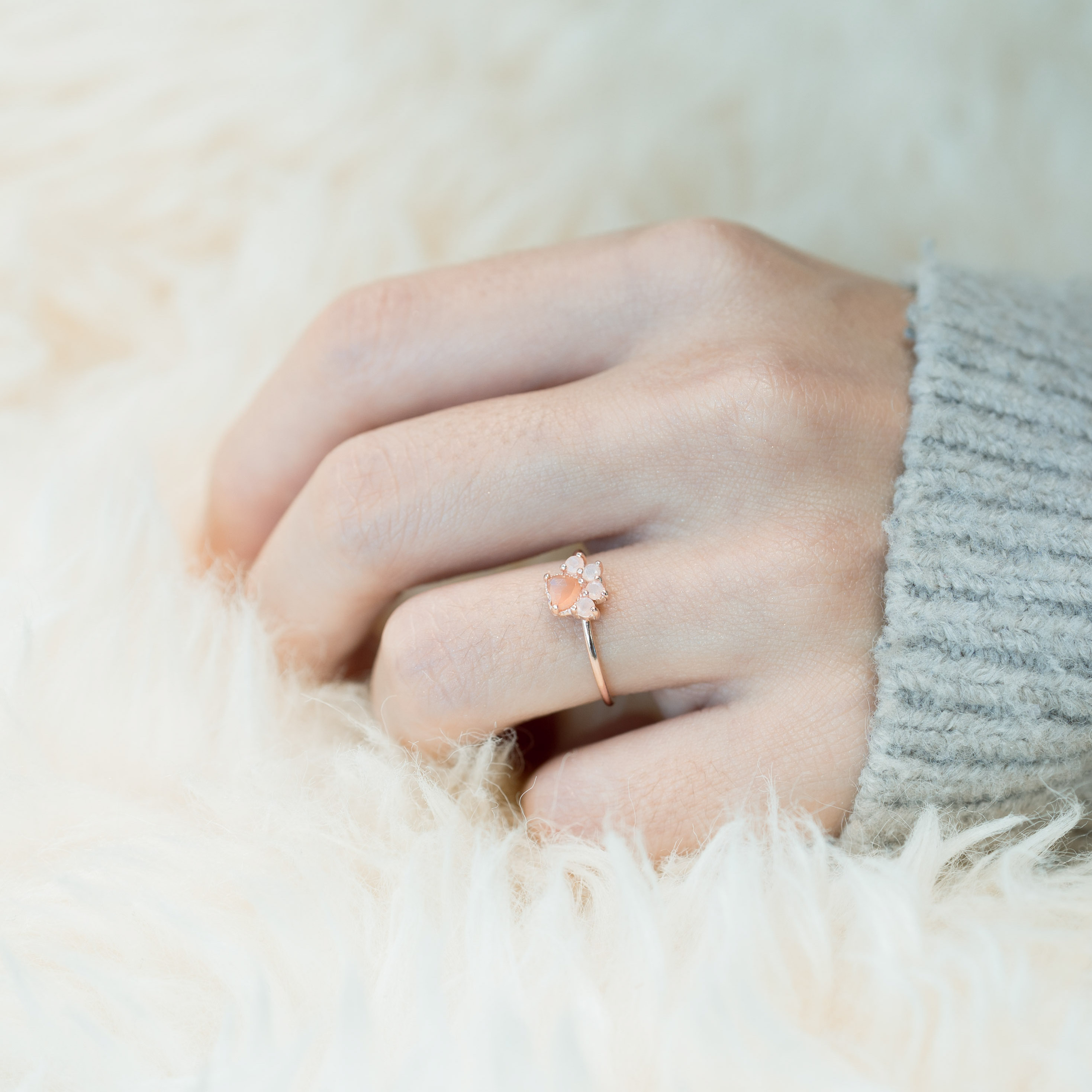 Cat paw蜜桃月光戒指