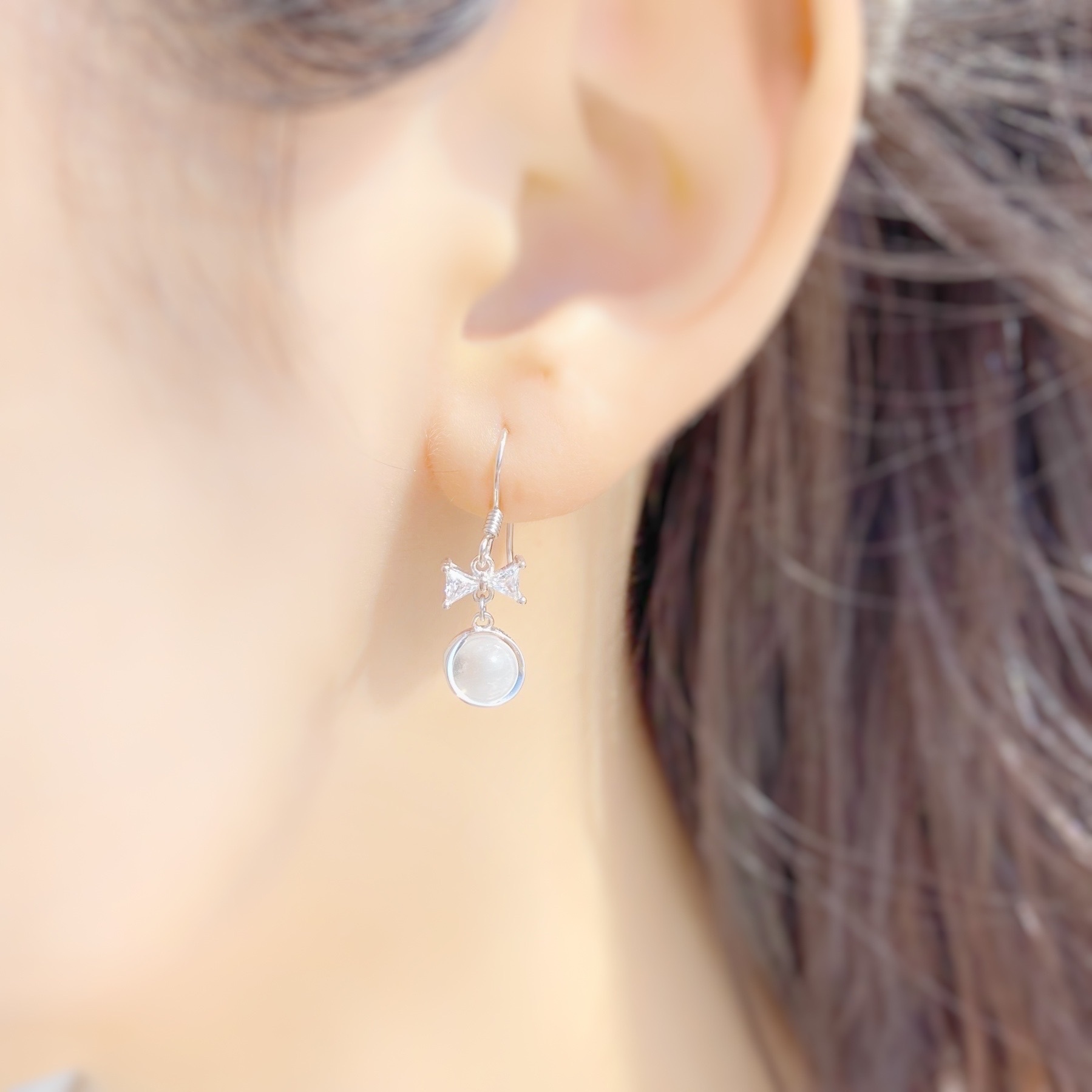 | 925 Silver・White Gold・Opal | Bow And Little Ball Earrings（Silver / Gold） | EA0459 |