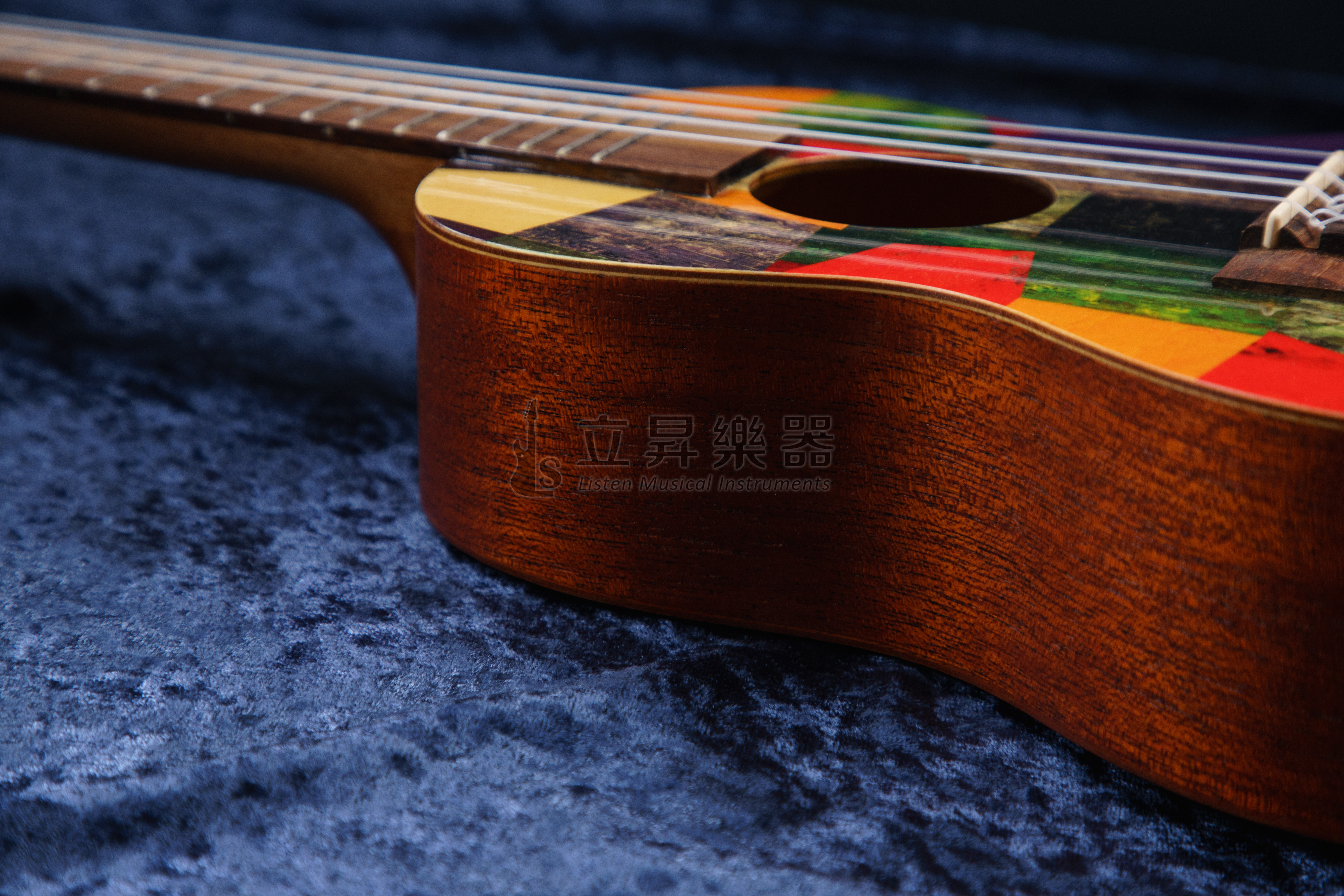 GENERAL GENERAL SOUND K1123 彩色拼色風格面板 美術館家族 23吋 合板 烏克麗麗 附原廠厚袋 第 5 張圖片｜三峽烏克麗麗