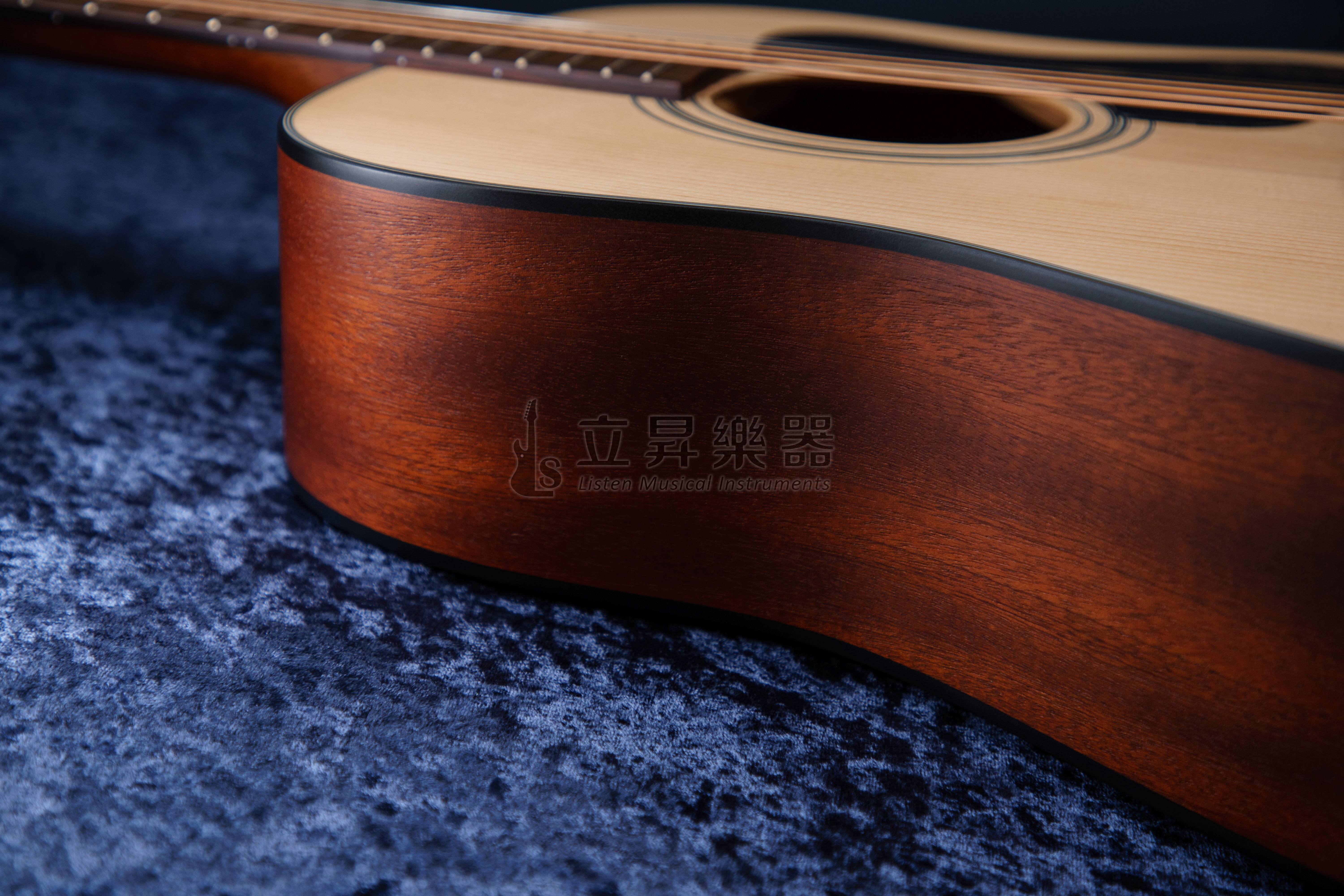 Guild Guild A-20 Marley Bob 聯名款 雲杉面單板木吉他 側背板桃花心木 附原廠厚袋、聯名Pick 第 5 張圖片｜三峽吉他 / Bass