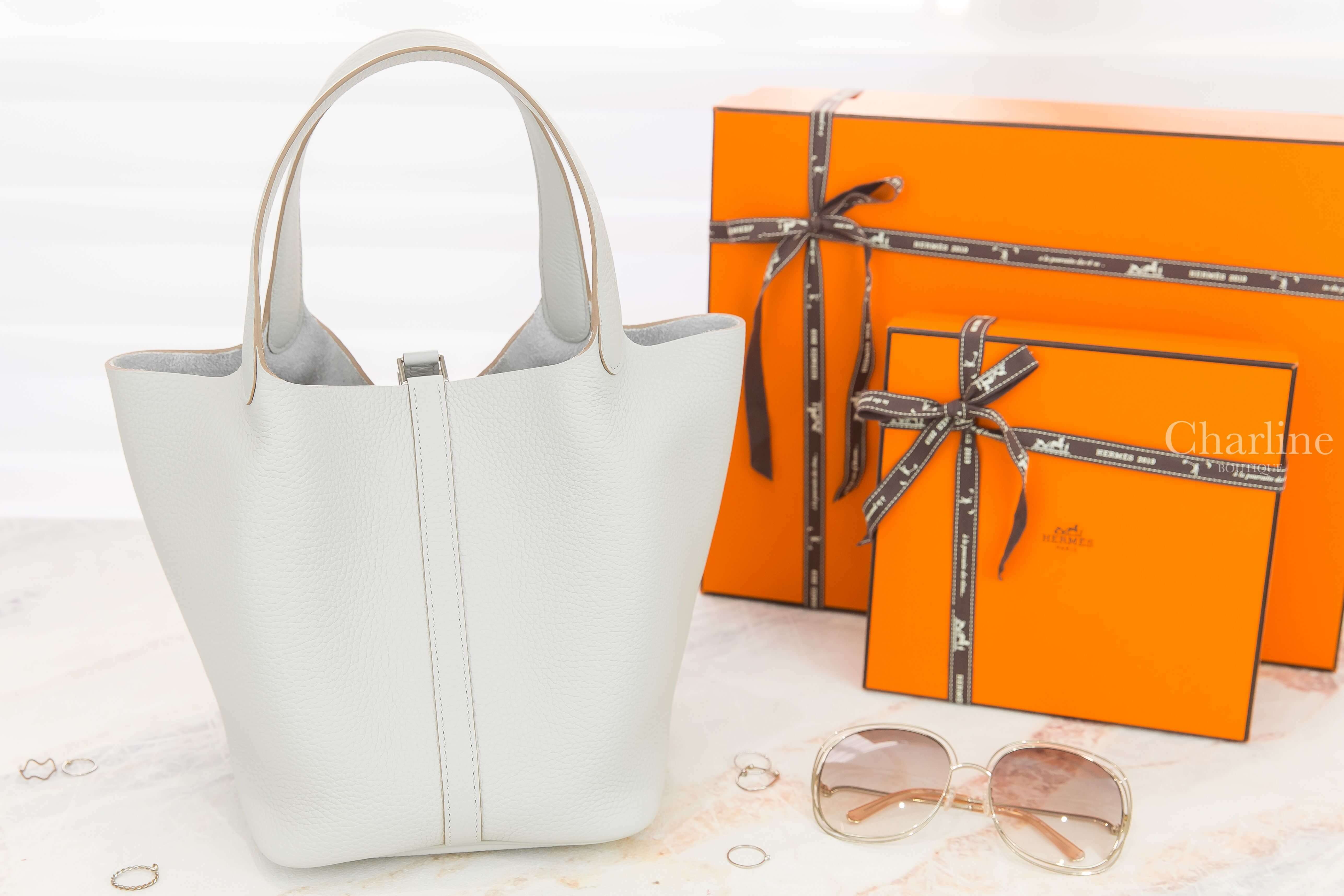 Hermès Picotin Lock 22cm 80 Gris Perle Taurillon Clemence Z刻珍珠灰銀釦中型提把水桶包-Charline Boutique 精品代購