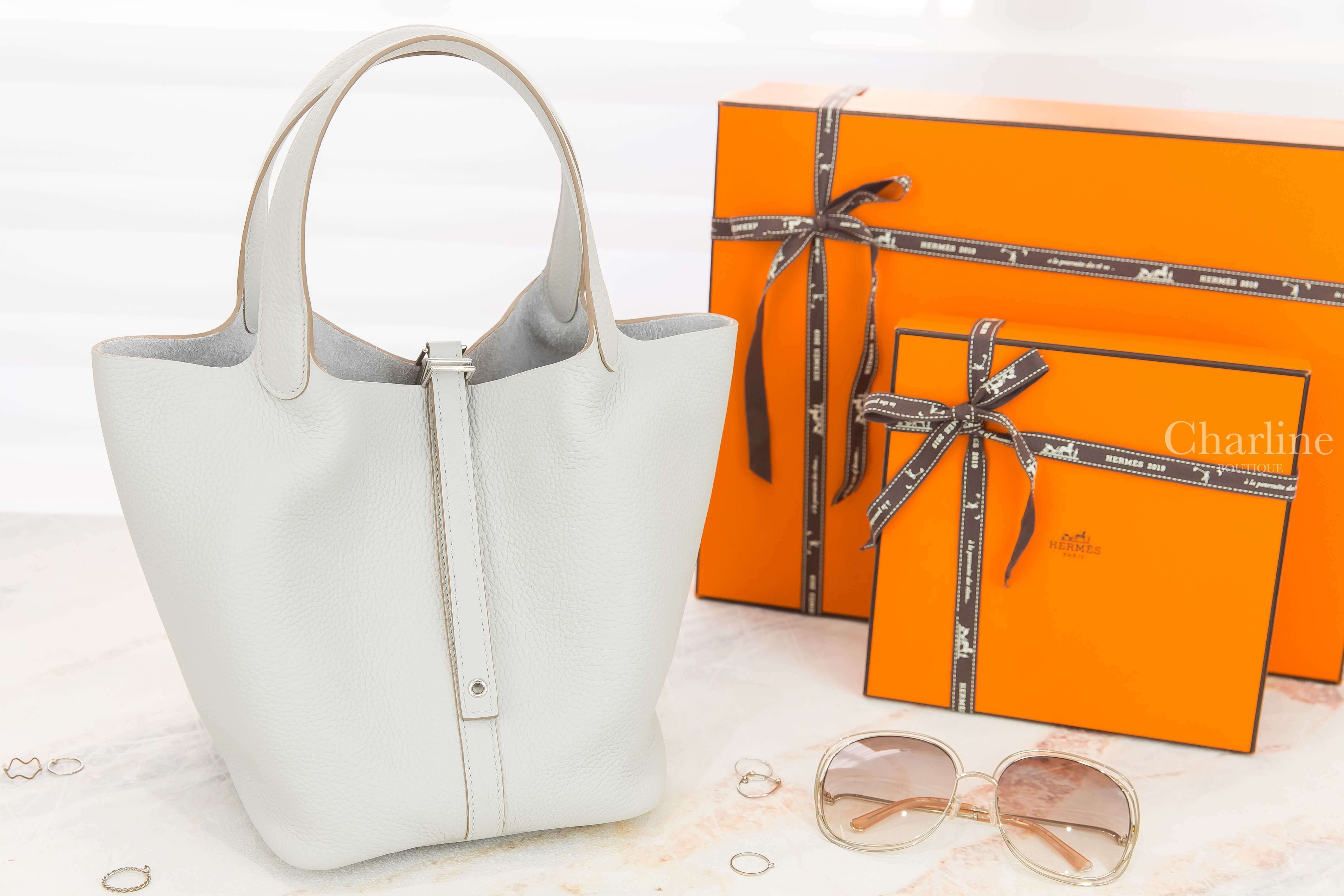 Hermès Picotin Lock 22cm 80 Gris Perle Taurillon Clemence Z刻珍珠灰銀釦中型提把水桶包-Charline Boutique 精品代購