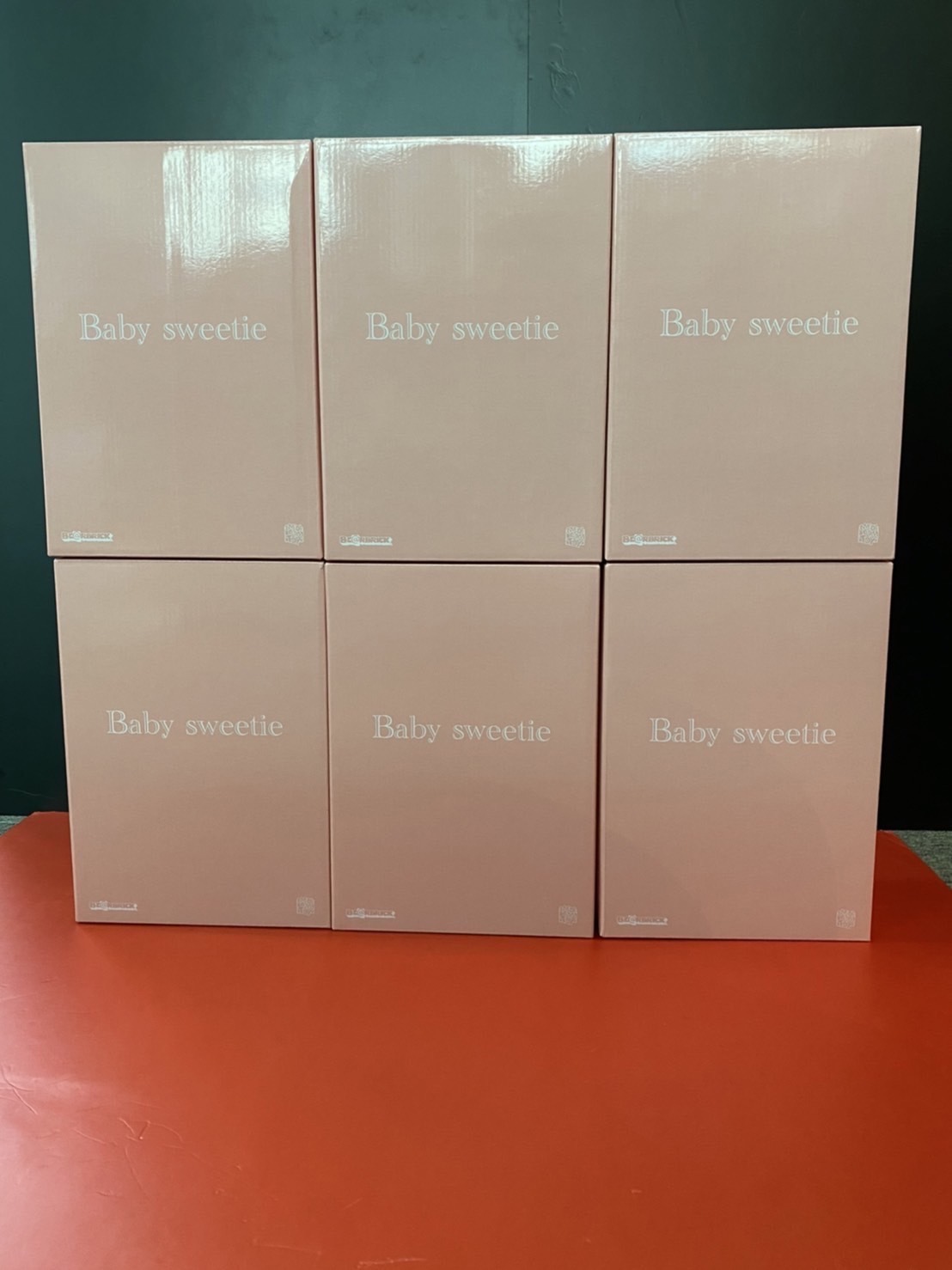 Bearbrick Baby Sweetie 400% x 100%