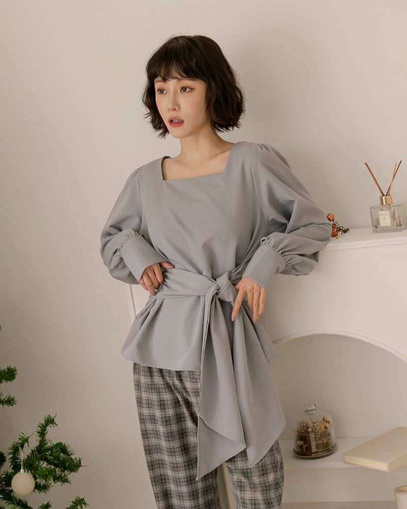 【官網限定】知性方領寬袖綁帶上衣