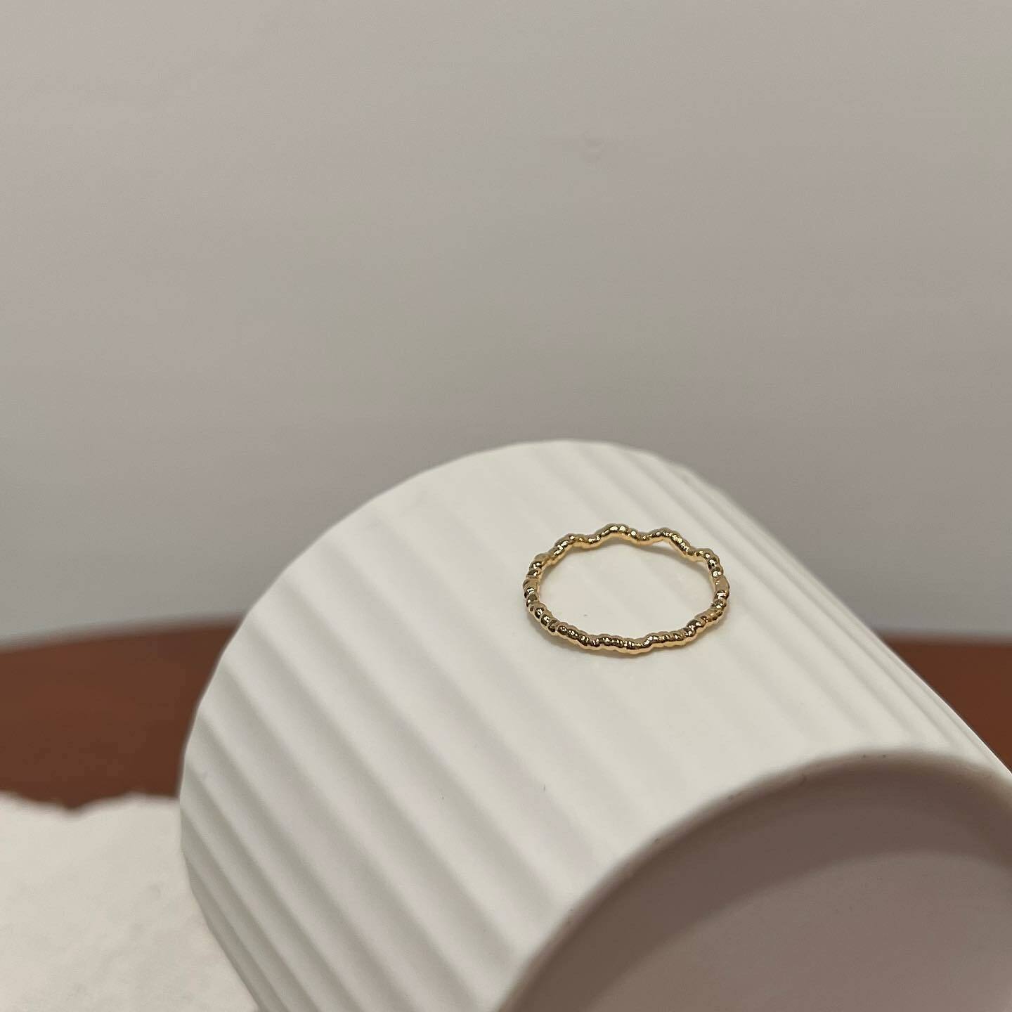 韓國不規則切面尾戒。兩色