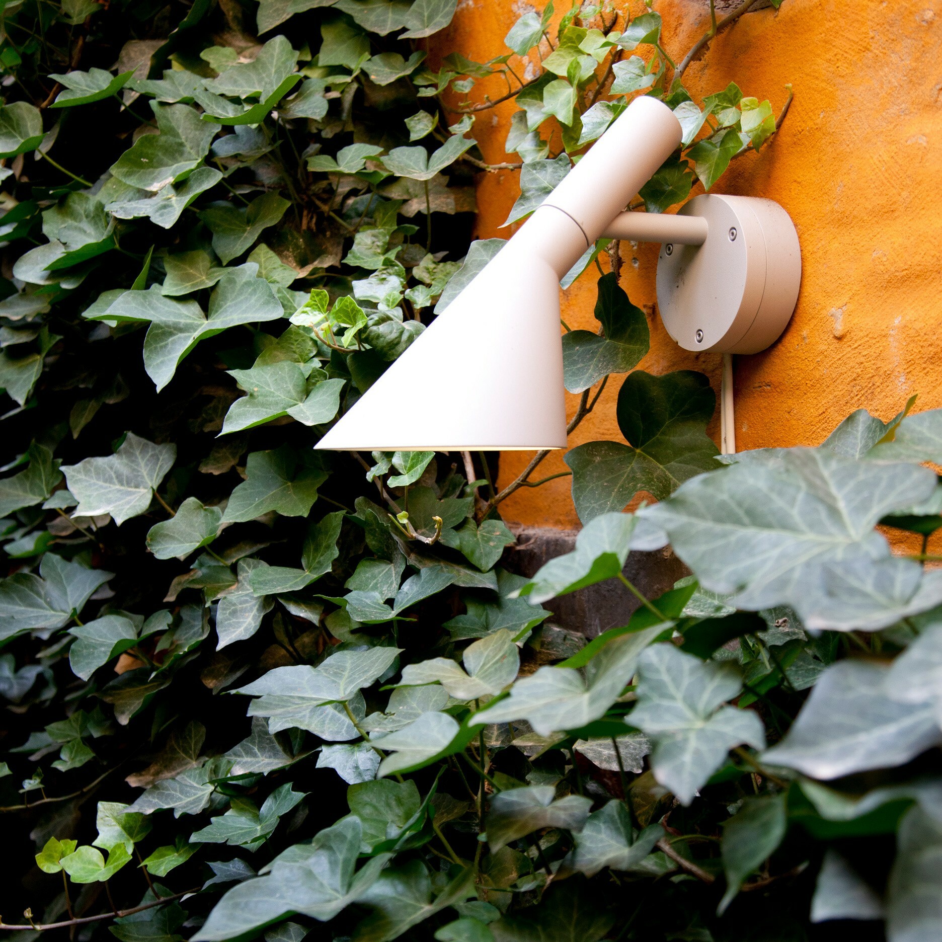 AJ 50 Wall 戶外壁燈