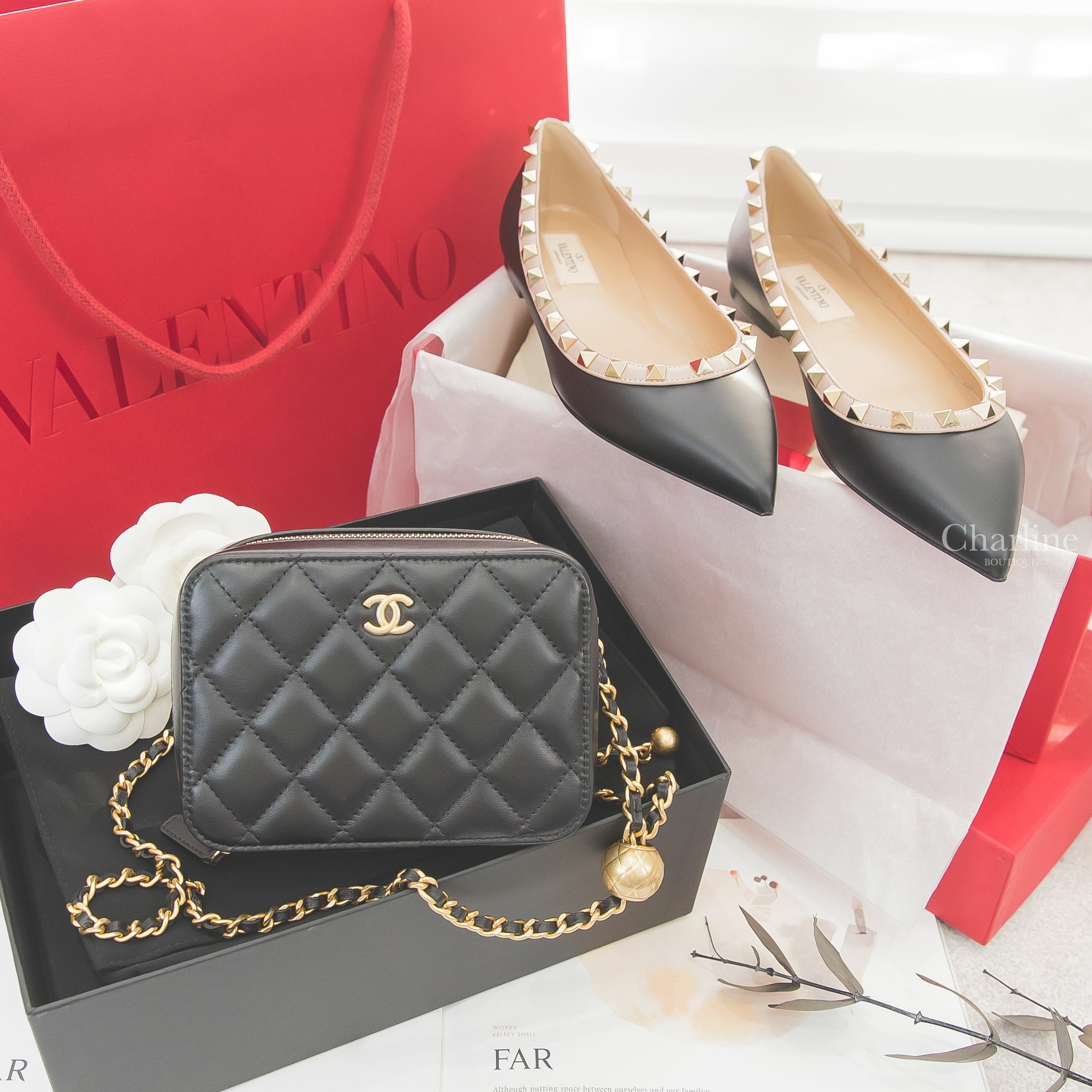 Valentino Patent Rockstud Ballet Flat 黑色霧面粉色滾邊龐克卯釘羅馬芭蕾舞鞋,Chanel Clutch With Chain 黑色金CC金色小珠鍊帶小羊皮菱格紋肩背包-Charline Boutique 精品代購