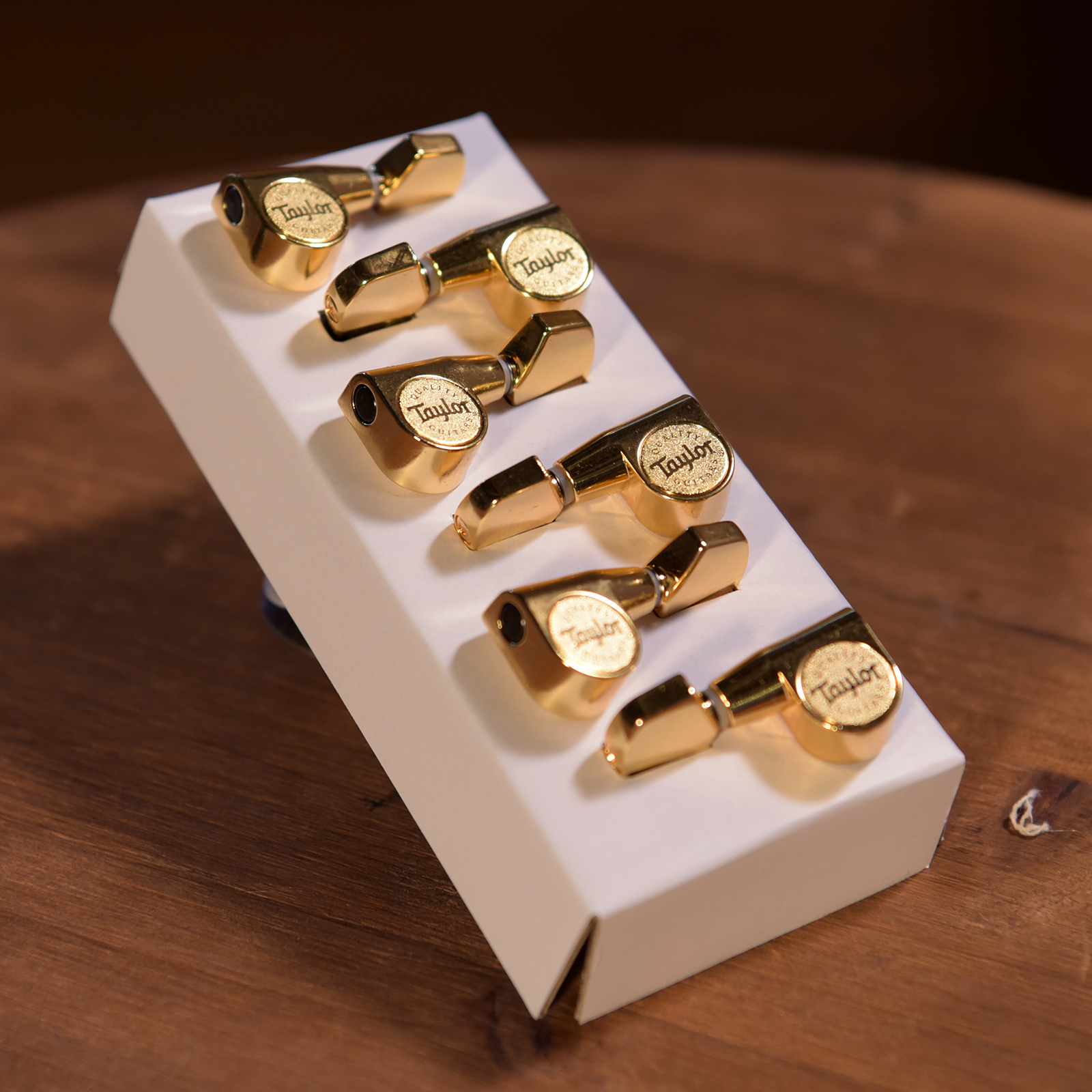 Taylor 181PG 吉他弦鈕組 金色 1：18