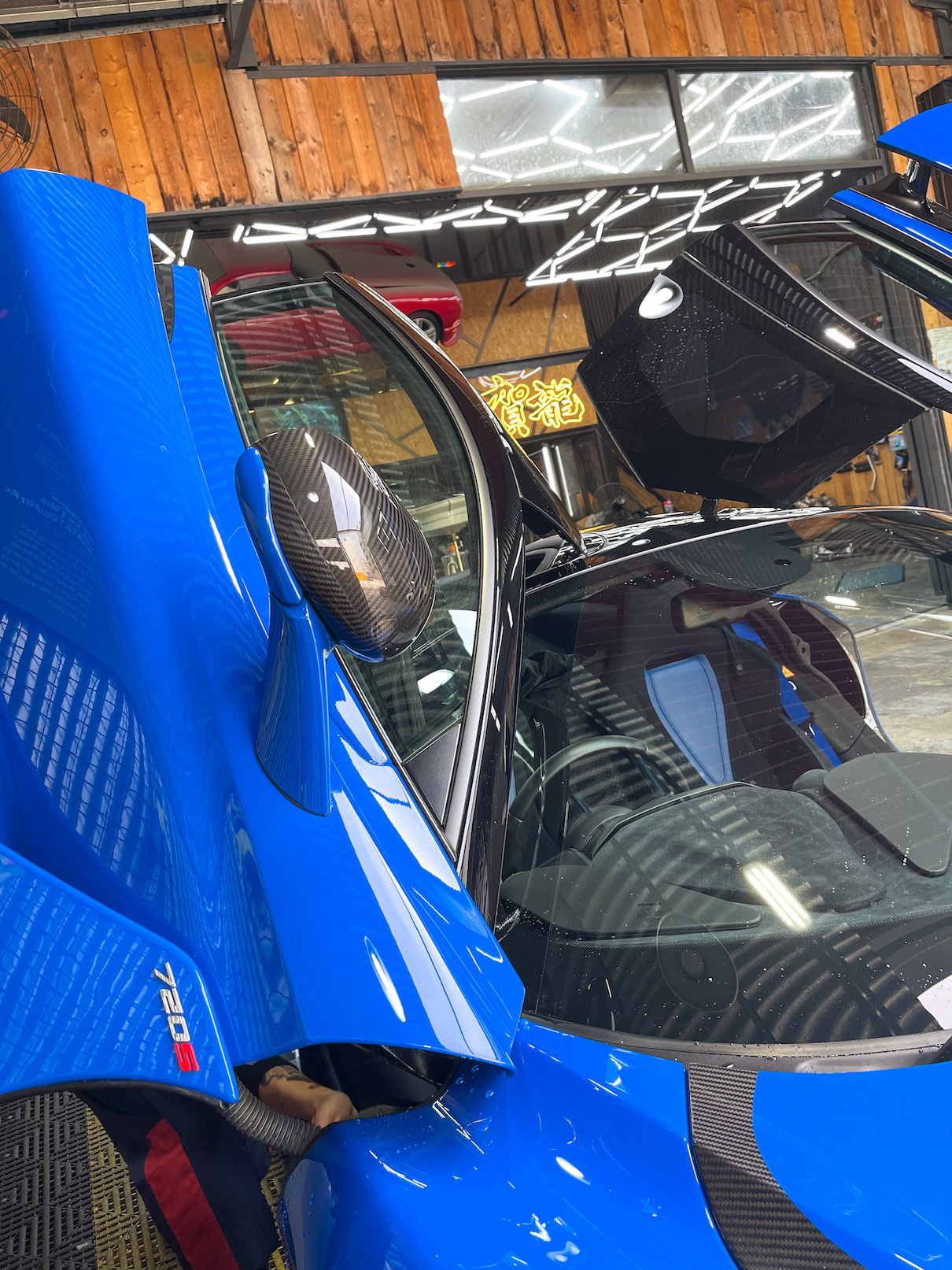 賀龍汽車維修 Ho Lung Motor blue mclaren 720S super nano hong kong 香港 粉嶺