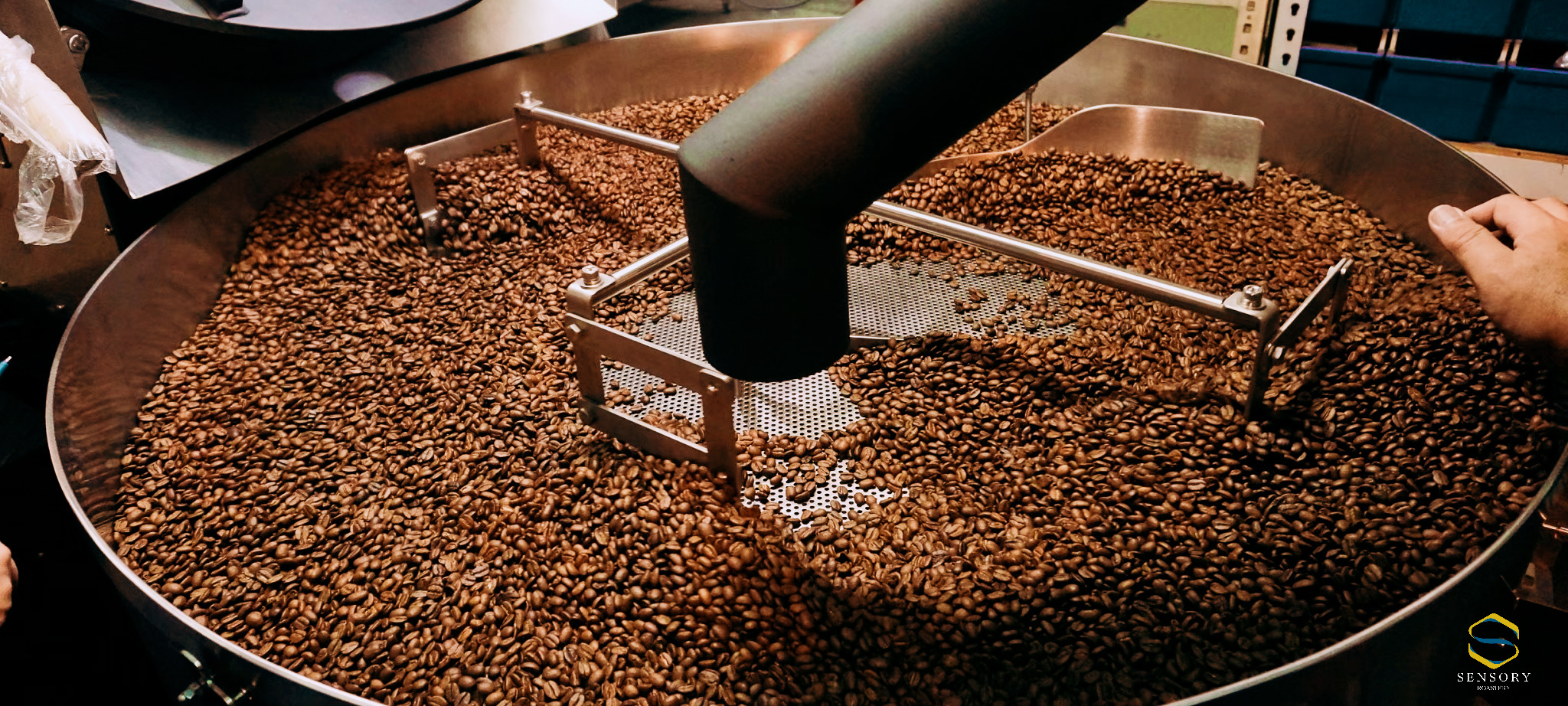 20公斤大型烘豆機，可達到大量出貨與提供較實惠的價格。