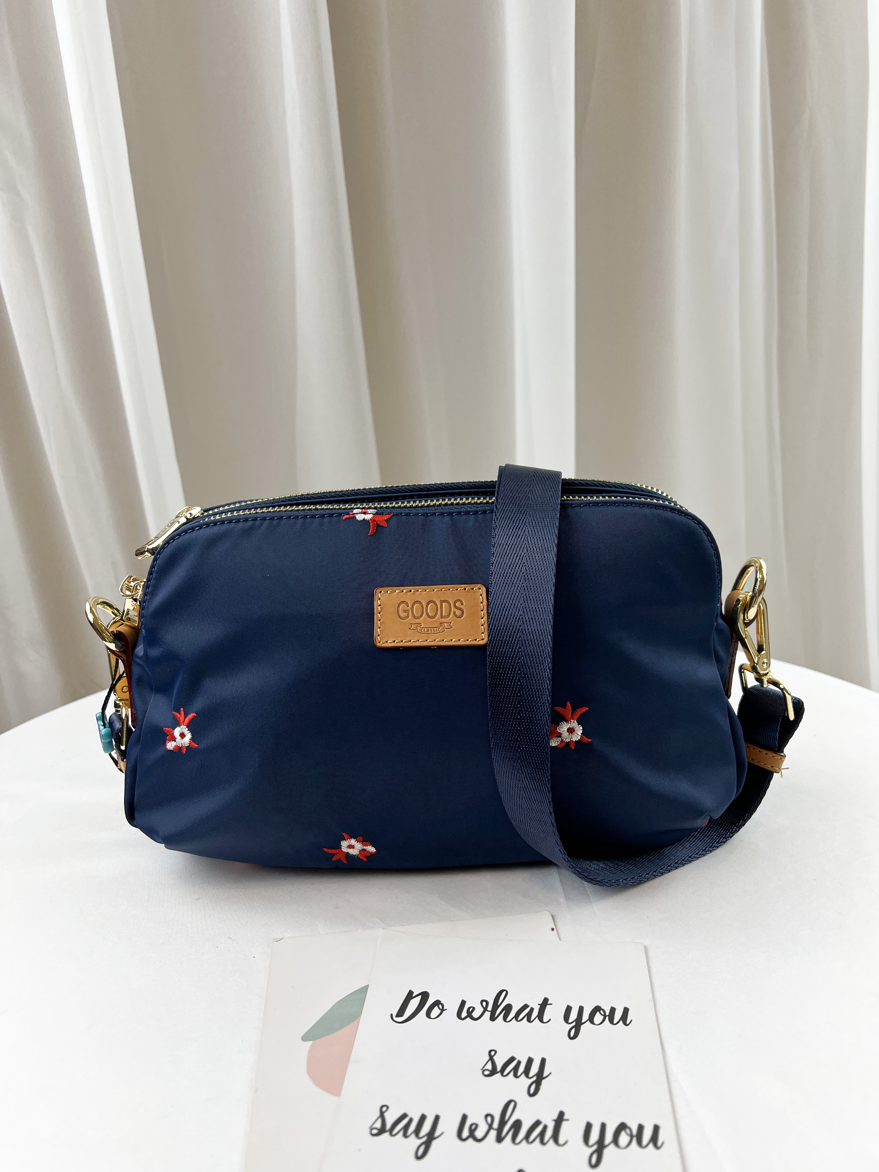 GOODS 復古繡花 寶藍尼龍側背包  #6160