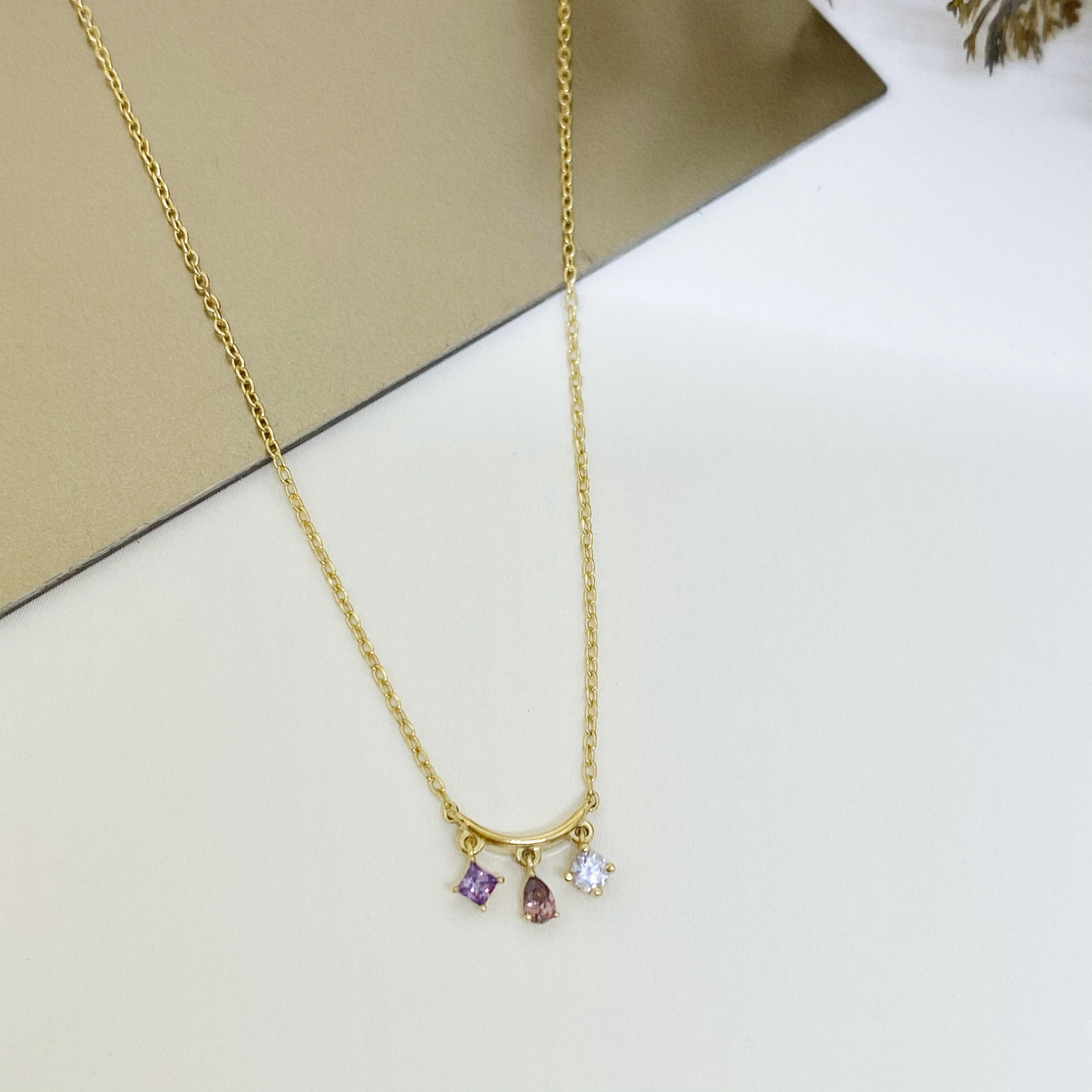 K10 / 三顆寶石項鍊