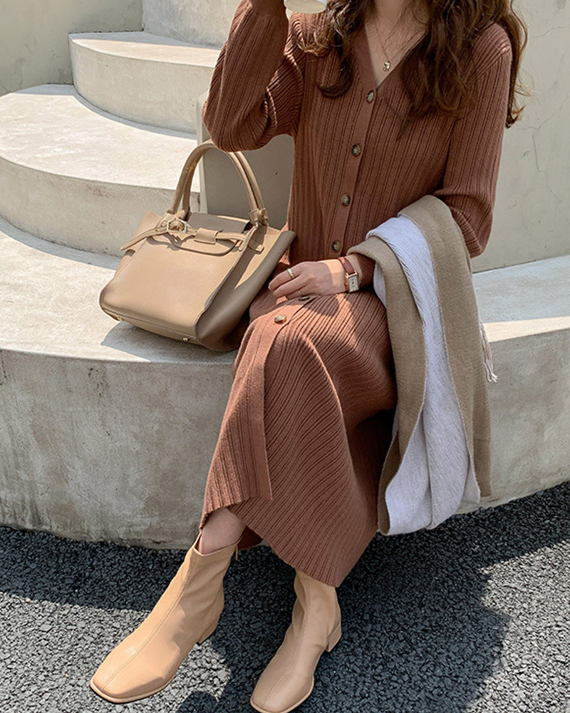 DEER.W V領排釦紋理針織洋裝 棕色