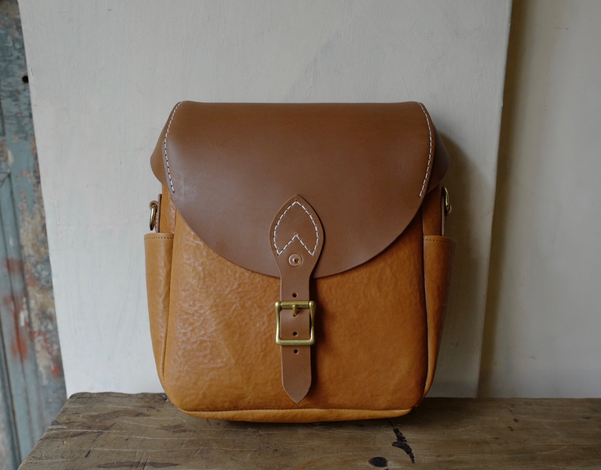 『Faith』S.F.K cross body bag 義大利植鞣牛革鎚擊紋 Light Brown 須事先詢問現貨數量