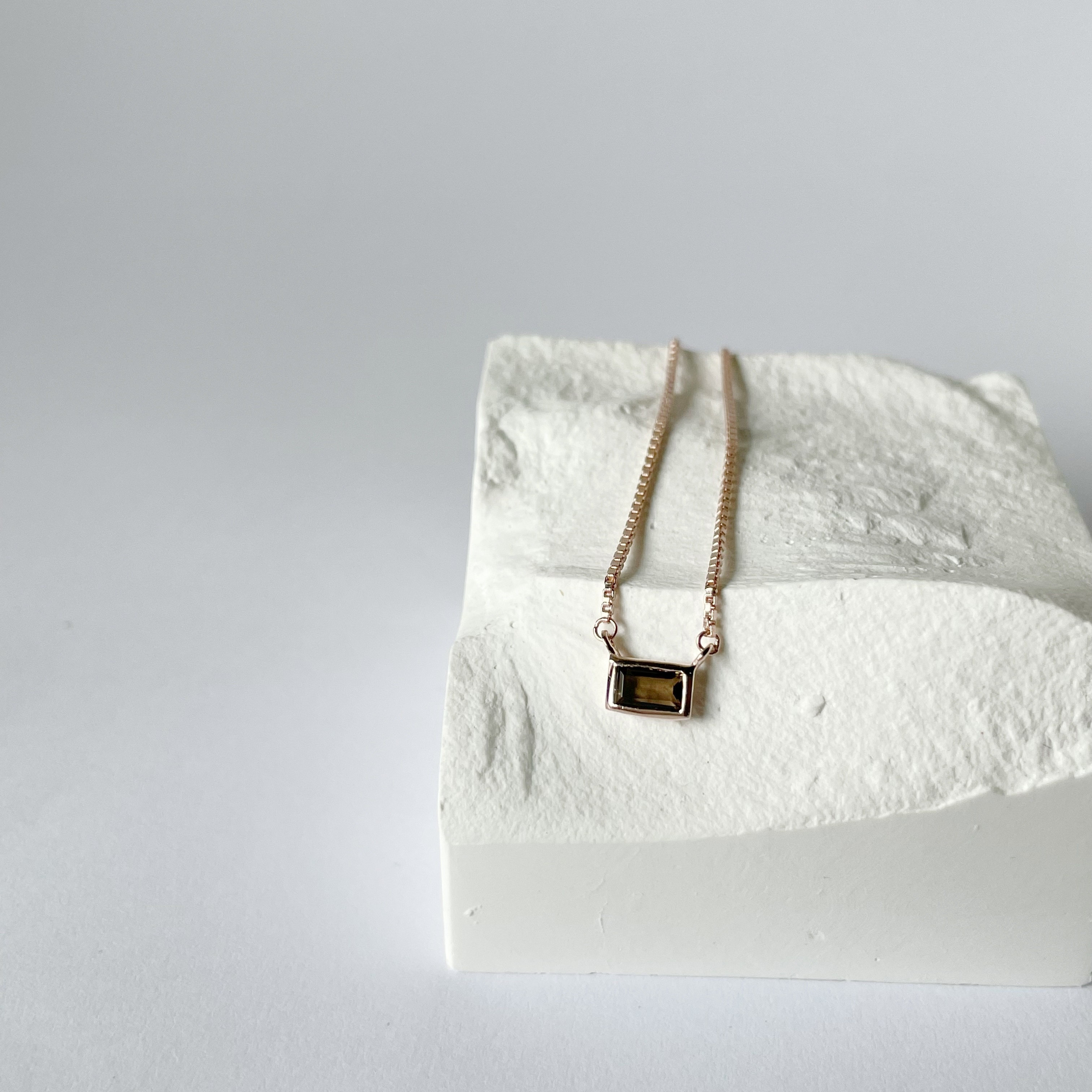 Lego長方茶晶盒子鎖骨鏈