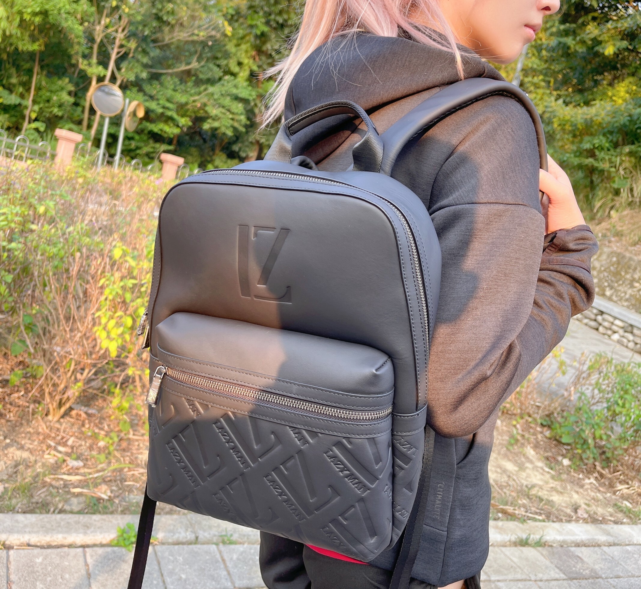 Lazy Man 雙肩背包