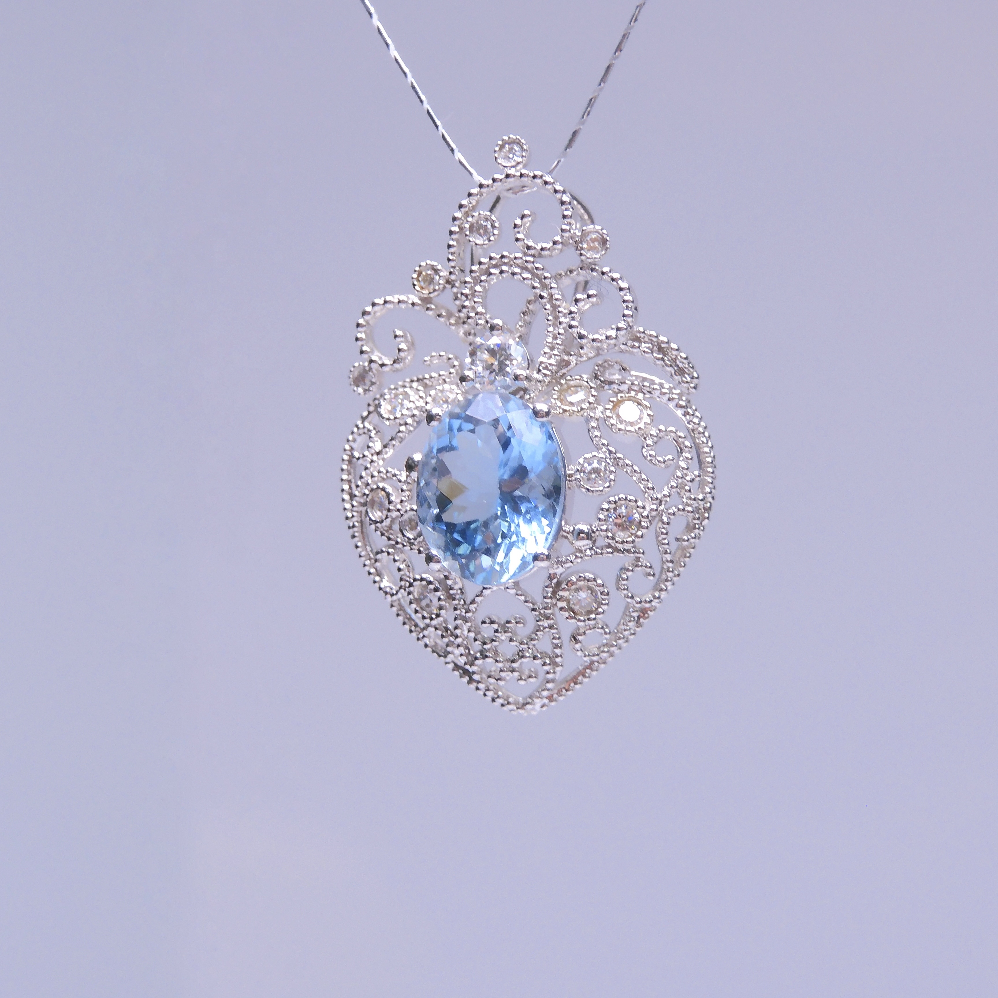 18K金 1.85ct  海藍寶吊墜