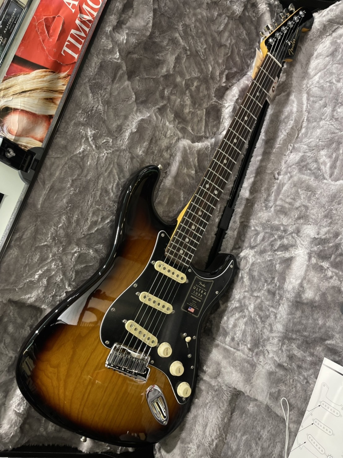 Fender Ultra Luxe strat 2TS/PRB/MBK/SVB/SFG 電吉他 公司貨 【宛伶樂器】