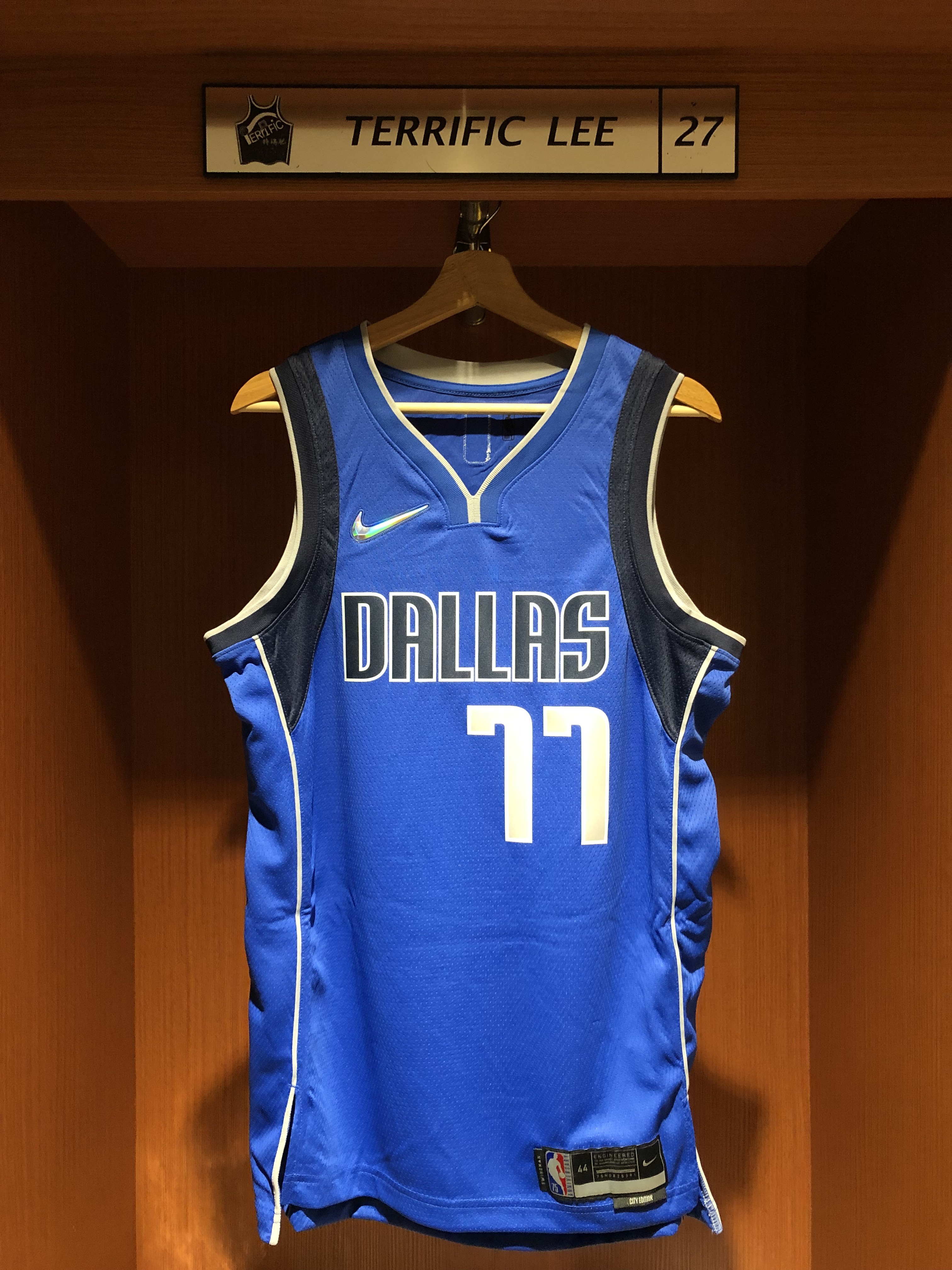 NBA球衣 Luka Doncic 達拉斯小牛藍 75周年 鑽石標 Icon Nike Swingman 球迷版 熱轉印 全新