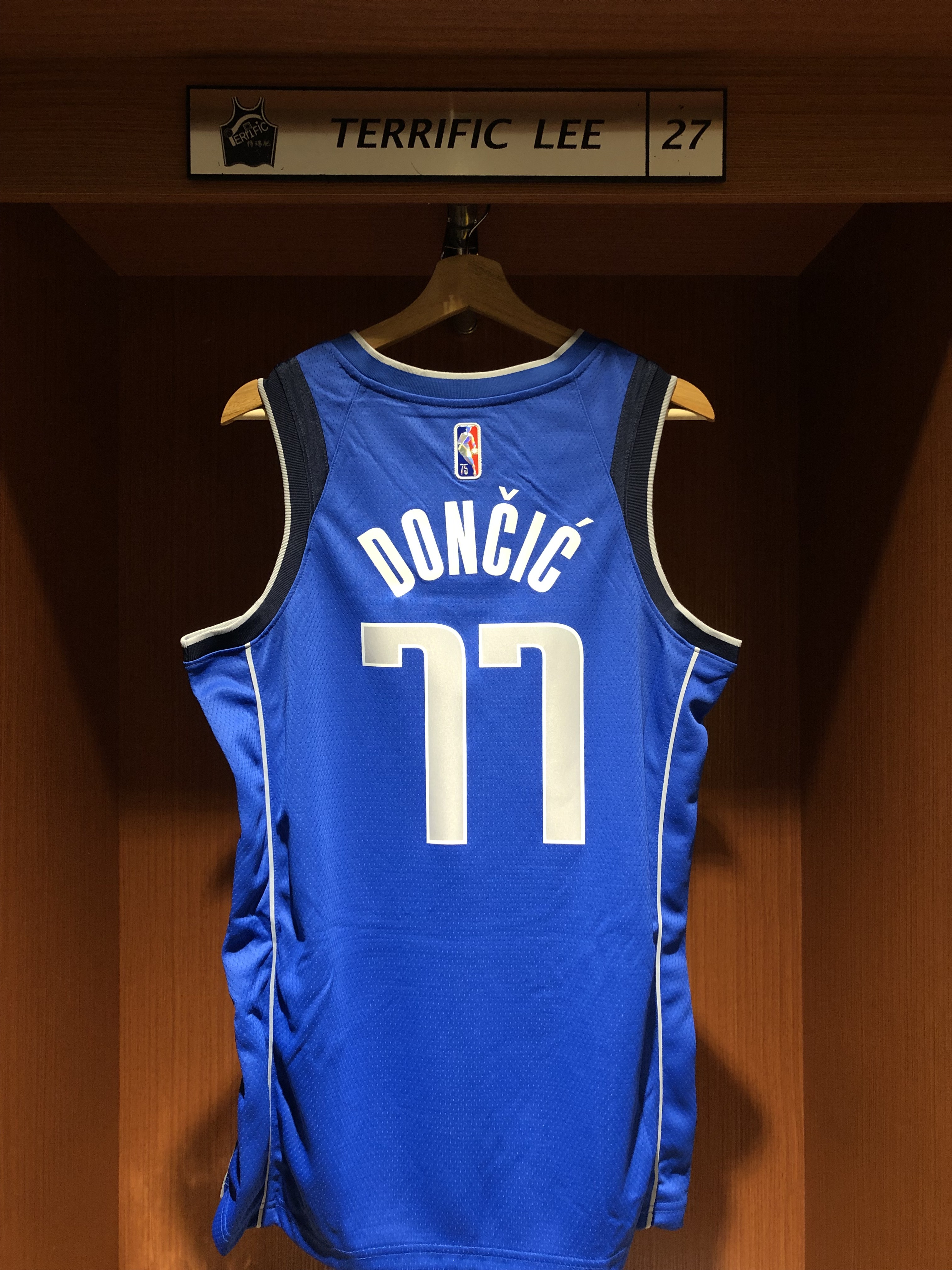 NBA球衣 Luka Doncic 達拉斯小牛藍 75周年 鑽石標 Icon Nike Swingman 球迷版 熱轉印 全新