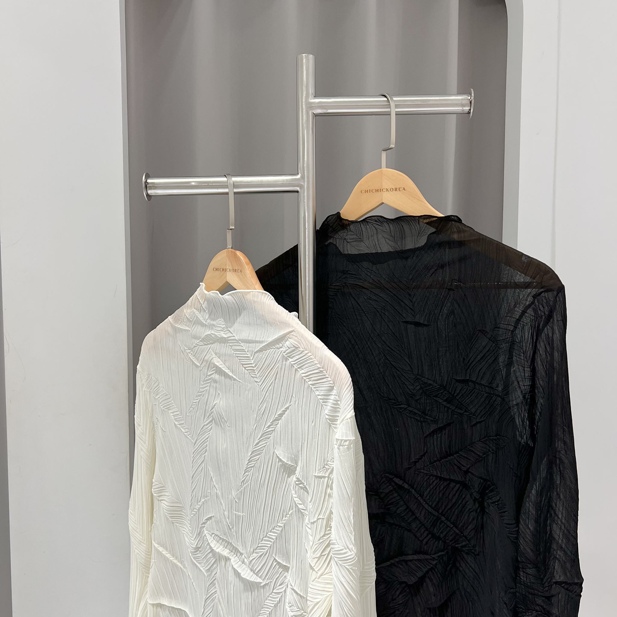 立領紋路透視內搭(白)