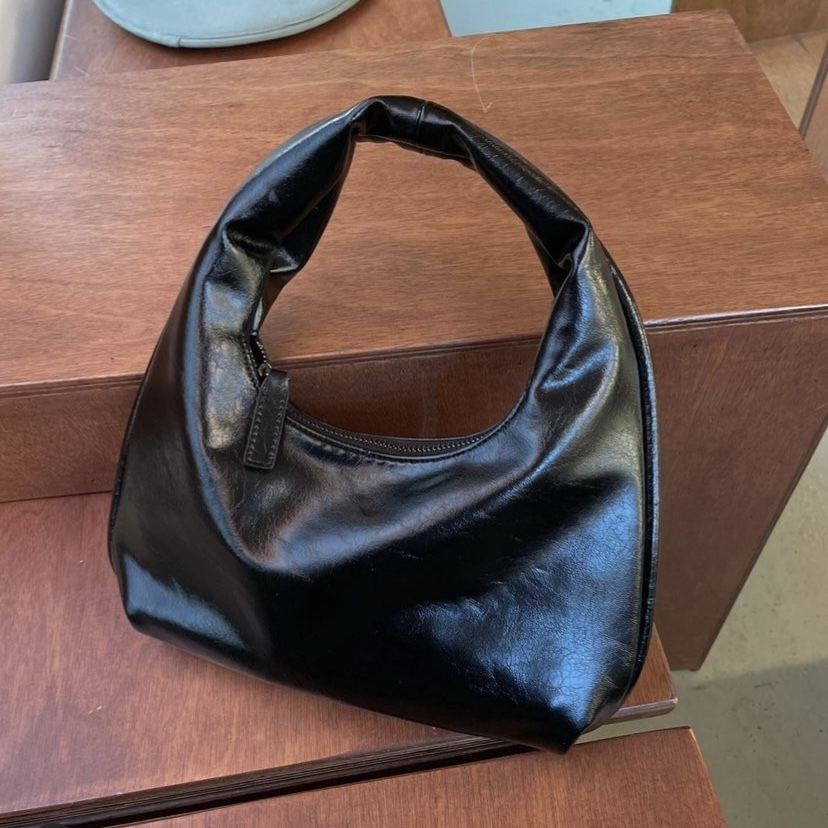 ★送料・関税込★YEOMIM★plump bag★ 韓國代購> YEOMIM PLUMP BAG