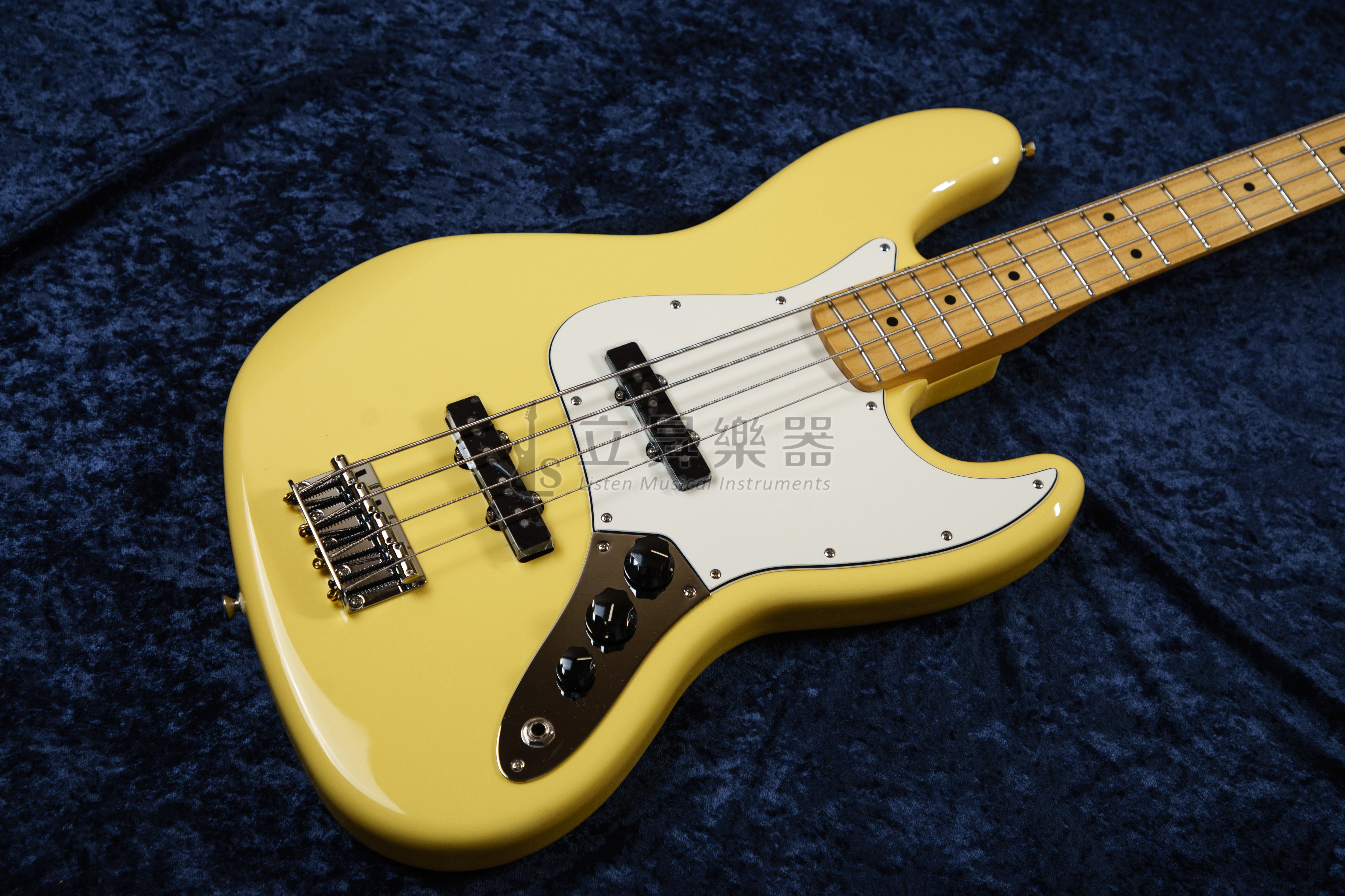 Fender Player JAZZ BASS MN BCR 電貝斯 楓木指板 開放式機械弦鈕 奶油色 墨廠 送防潑水琴袋