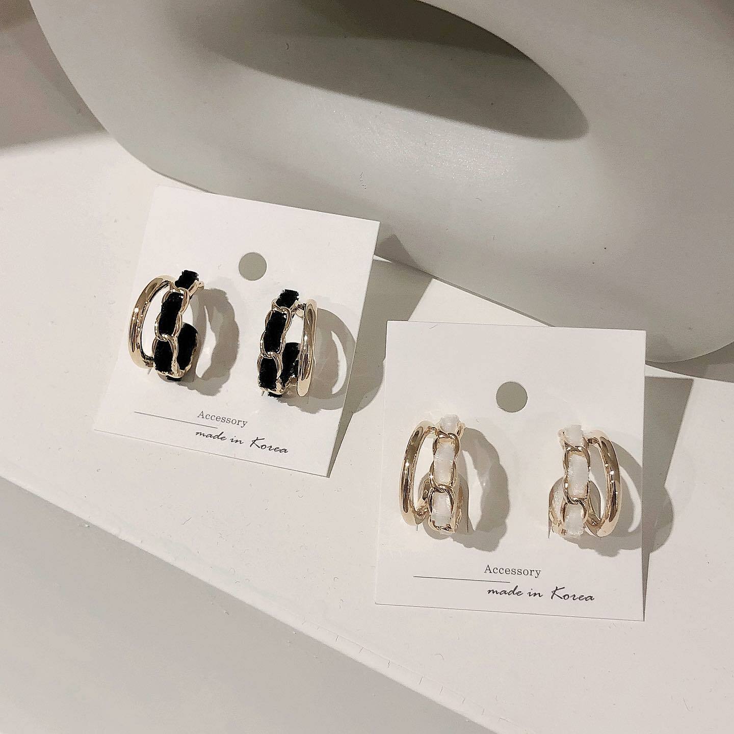 艾蜜莉在巴黎。925銀針耳環