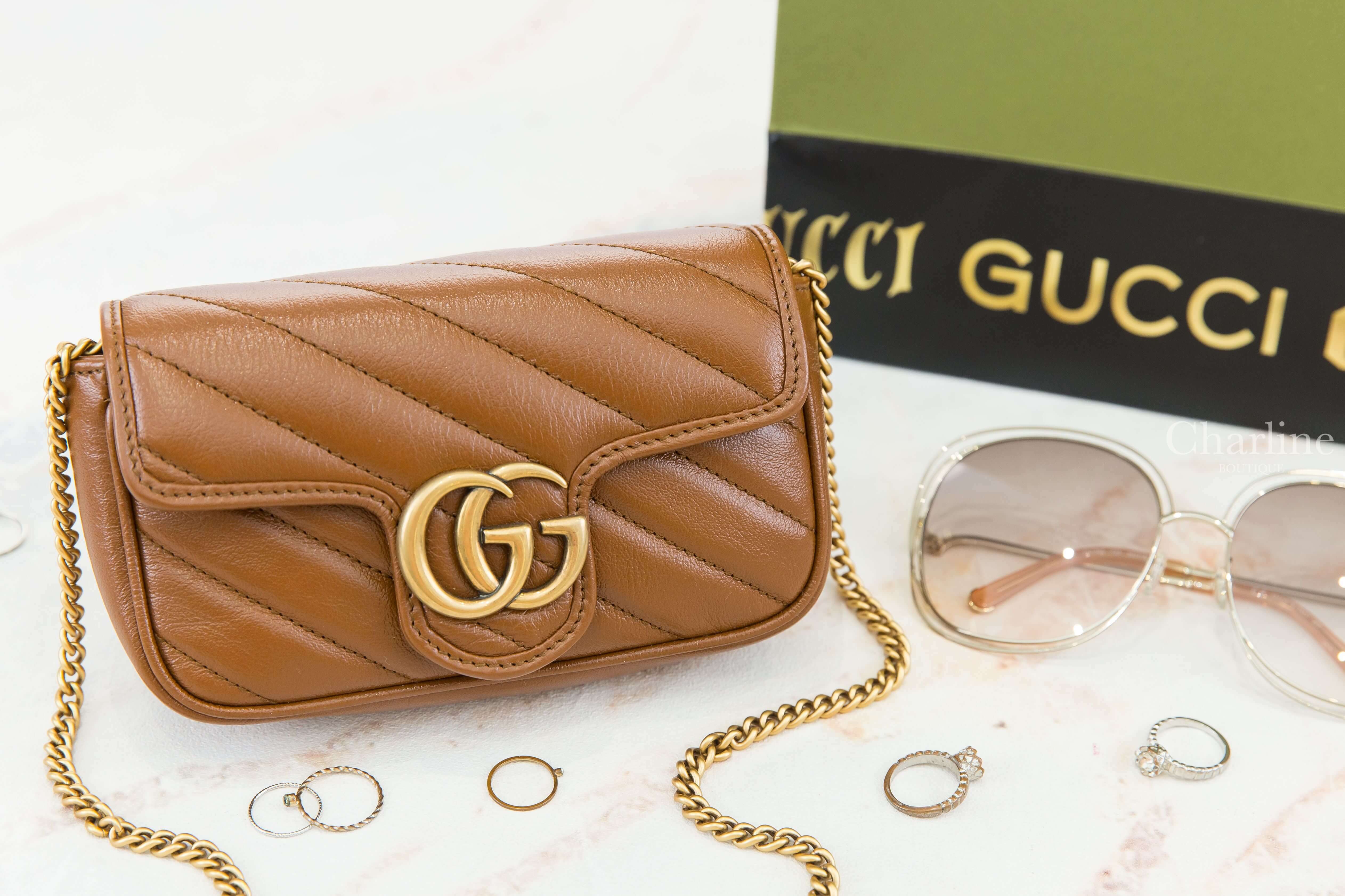 Gucci GG Marmont Matelassé Super Mini Bag 棕色古銅金GG超迷你斜紋鍊帶肩背包-Charline Boutique 精品代購