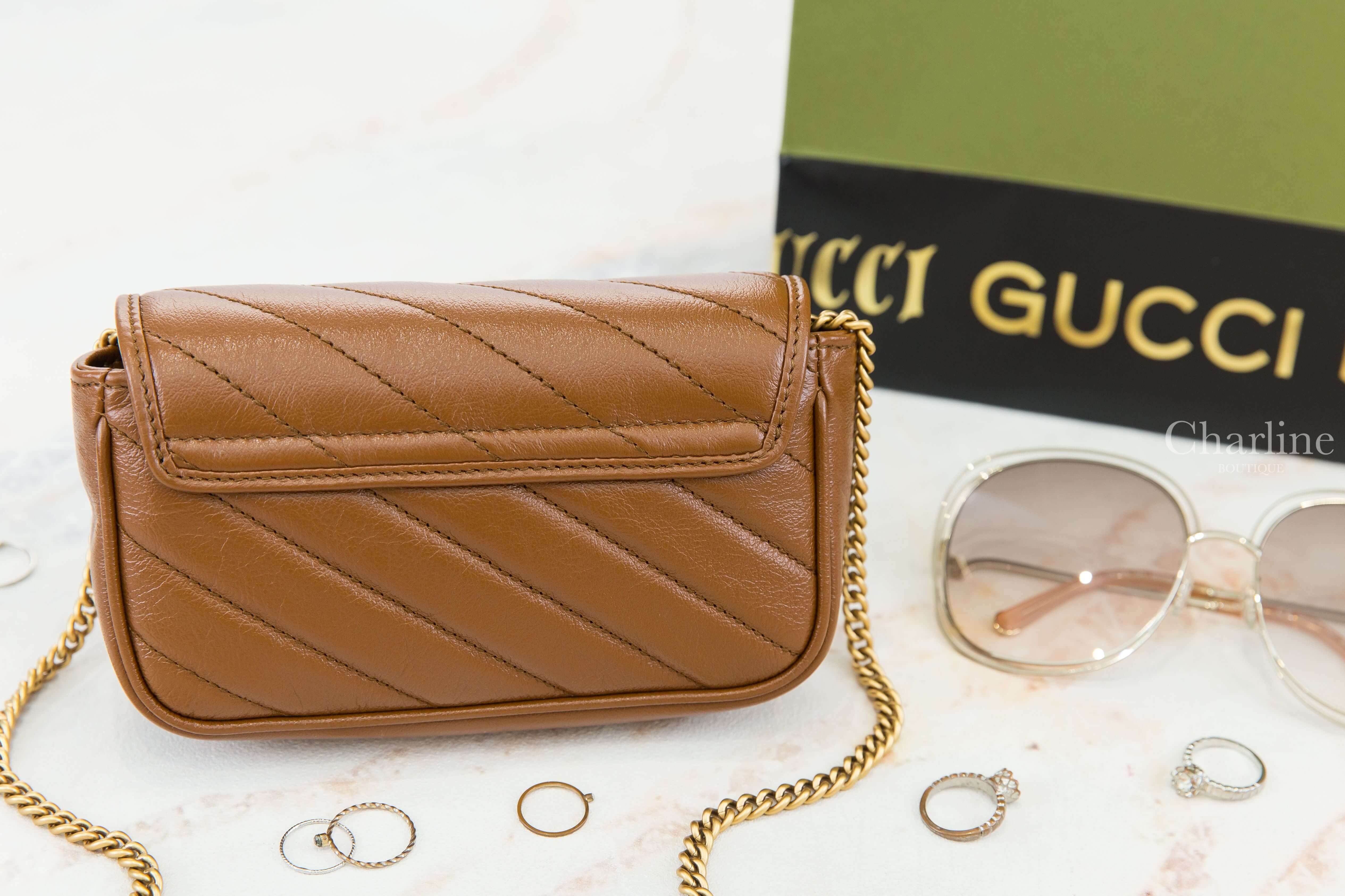 Gucci GG Marmont Matelassé Super Mini Bag 棕色古銅金GG超迷你斜紋鍊帶肩背包-Charline Boutique 精品代購