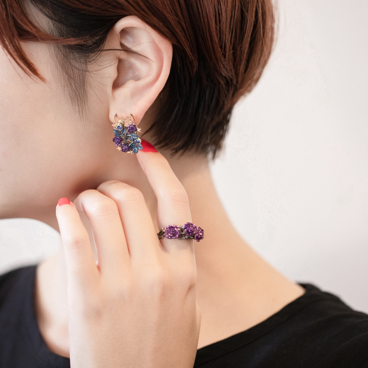 [已停產] 月夜綻放的玫瑰耳環 (網站限定優惠)