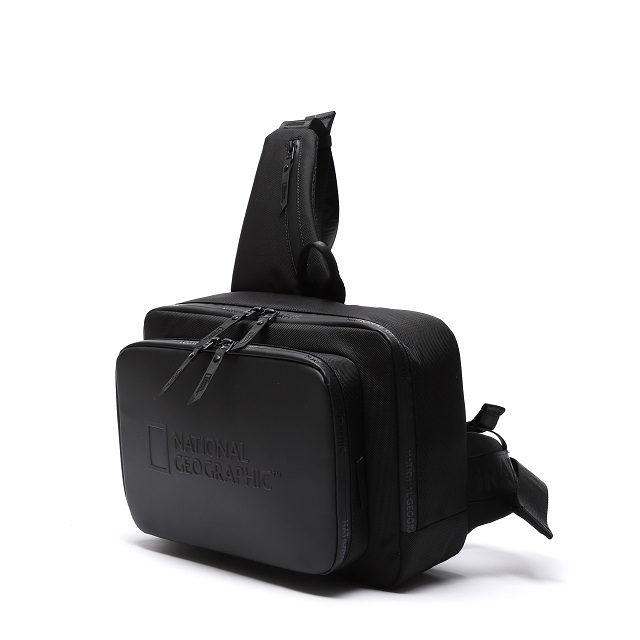 National Geographic 碳黑側背包