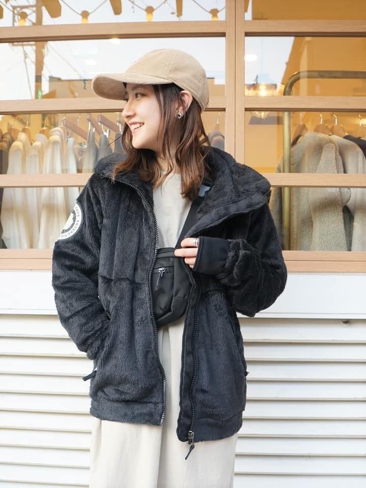 Mサイズ Antarctica Versa Loft Jacket wm