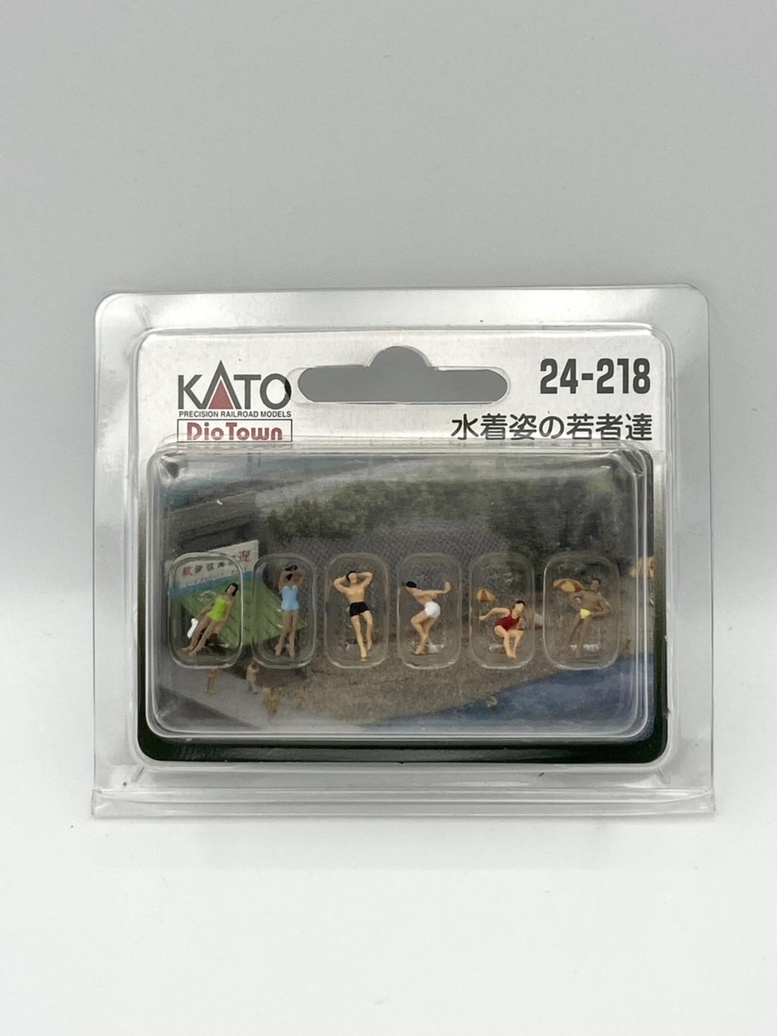 Kato 24-218 N規 穿泳裝的年輕人