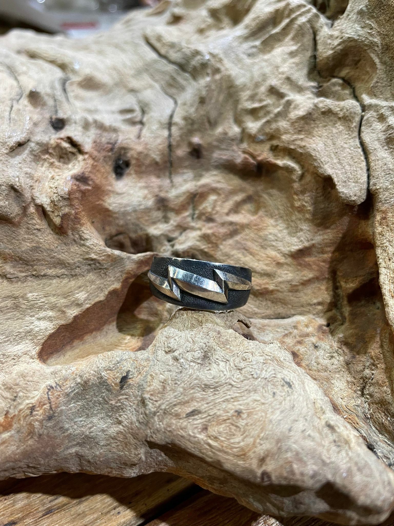 *Black Venom Jewelry- Freedom & Prayer 純銀閃電戒。