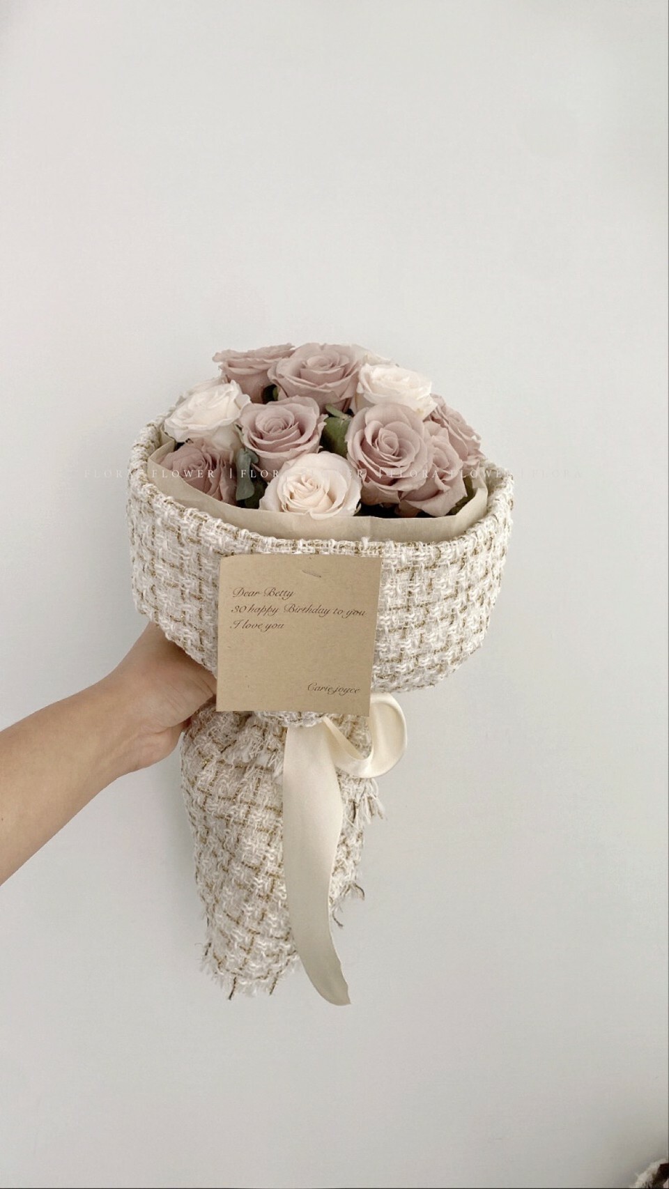 俄羅斯永生花束-香奈兒海鹽焦糖拿鐵