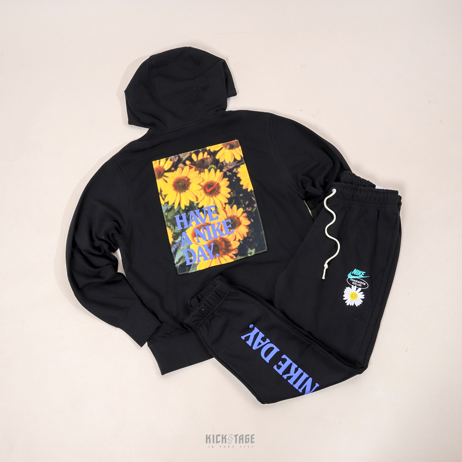 *特價商品售出不退換*男款 NIKE HOODIE 黑色 米黃色 雛菊 HAVE A NIKE DAY 標語 棉套裝 帽T【DM4994-010】棉褲【DM5015-010】perennis