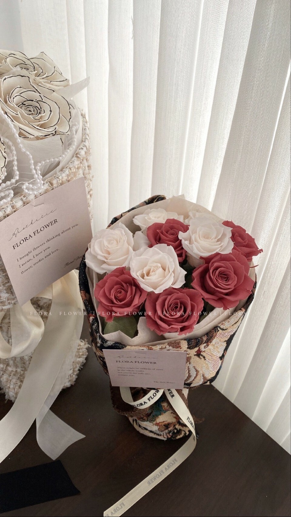 迷你俄羅斯永生花束-海棠紅