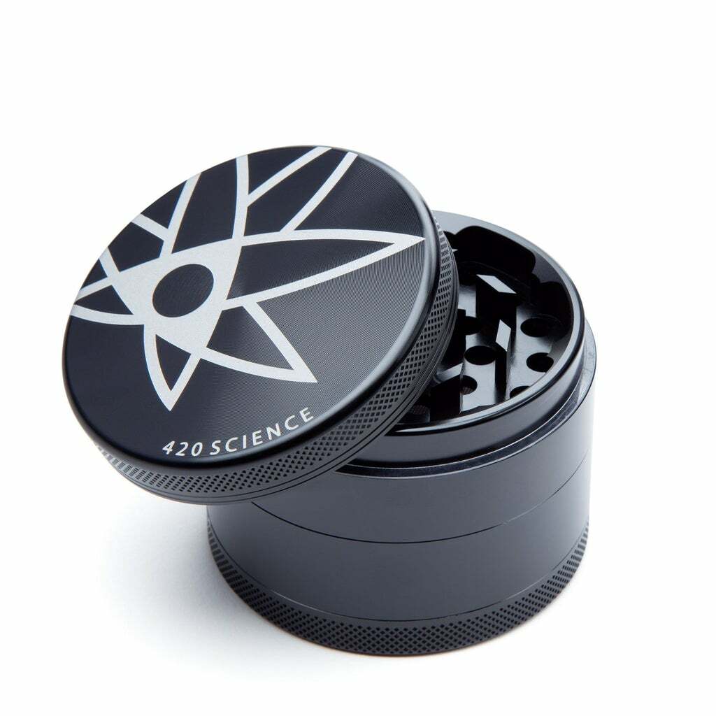 4-PIECE GRINDER BY 420 SCIENCE