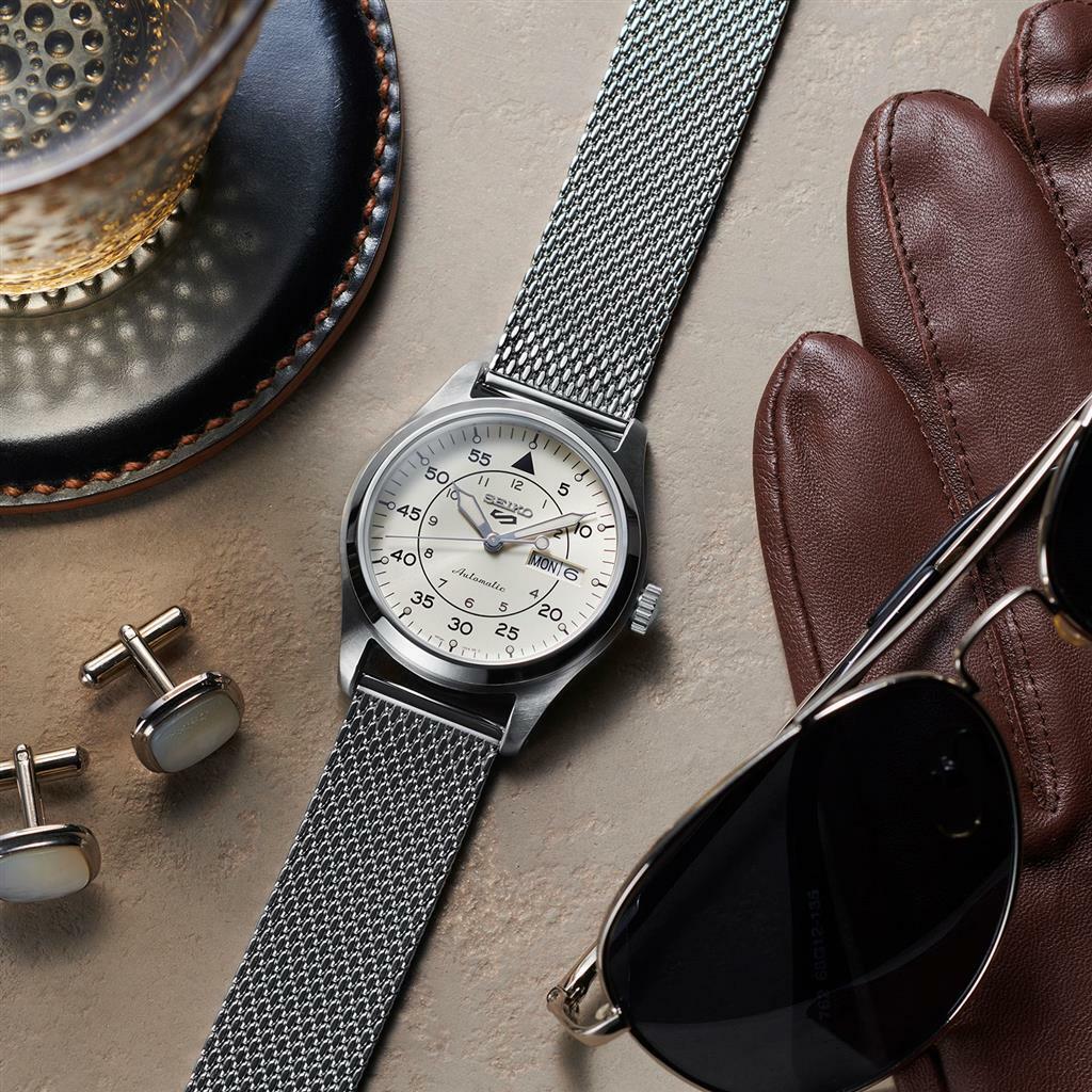 萬年鐘錶 - SEIKO  5 Sports  軍用造型白面米蘭錶帶機械男錶  SRPH21K1 / 4R36-10A0S   錶徑39.4MM