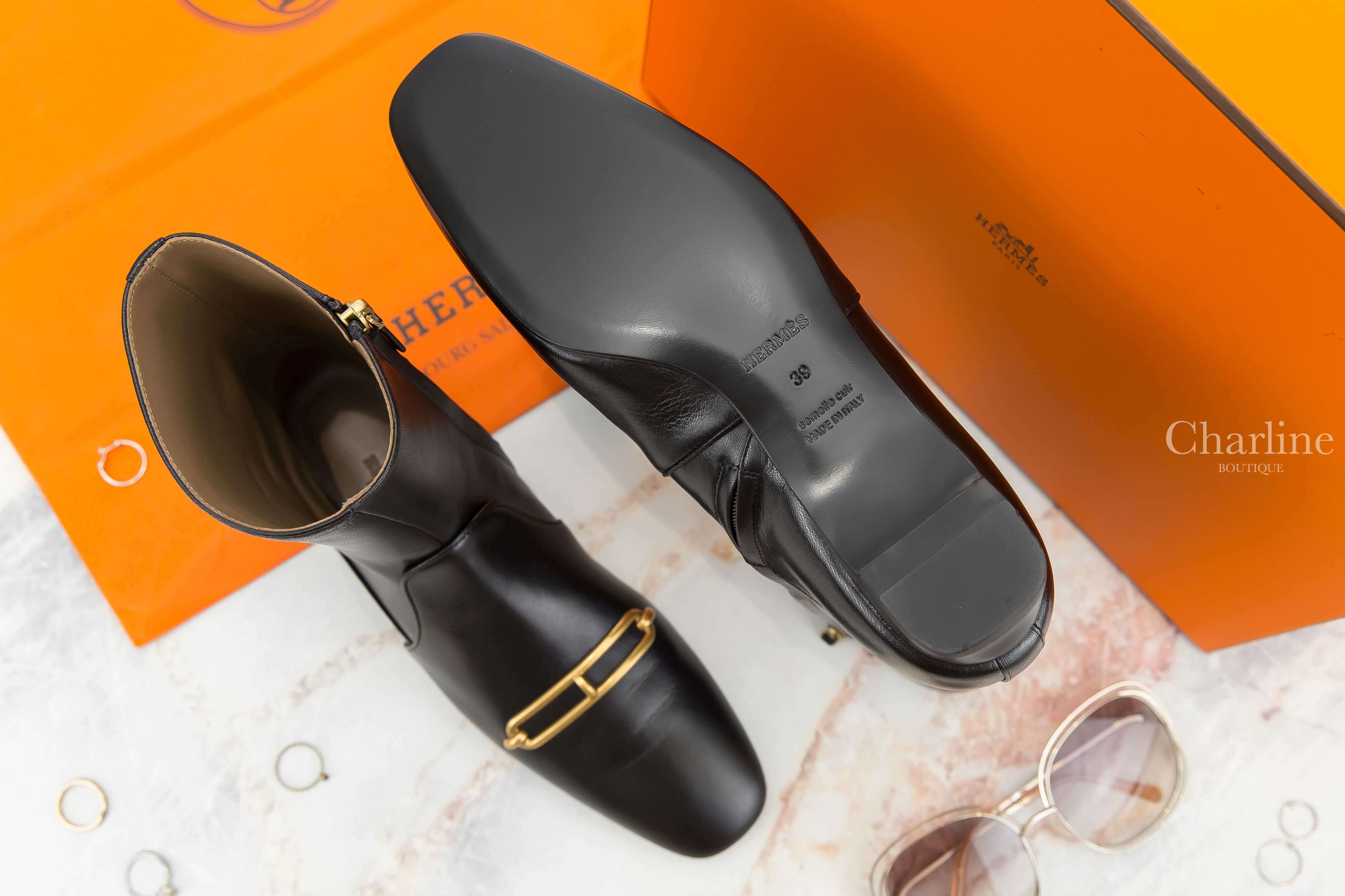 Hermès Dora Ankle Boot 黑色金色θ山羊皮低跟踝靴-Charline Boutique 精品代購