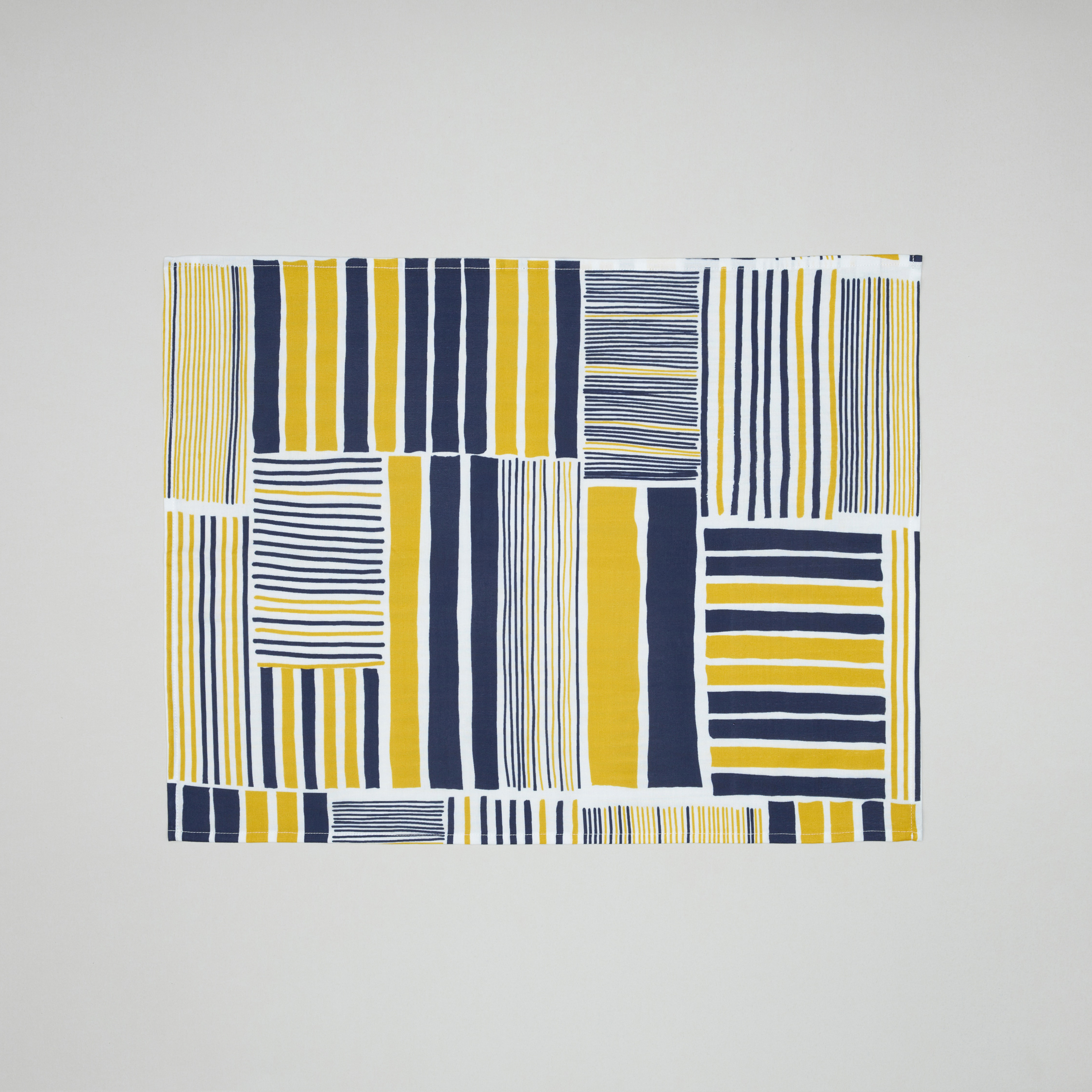 二重紗大茶巾 / 鐵皮屋黃藍