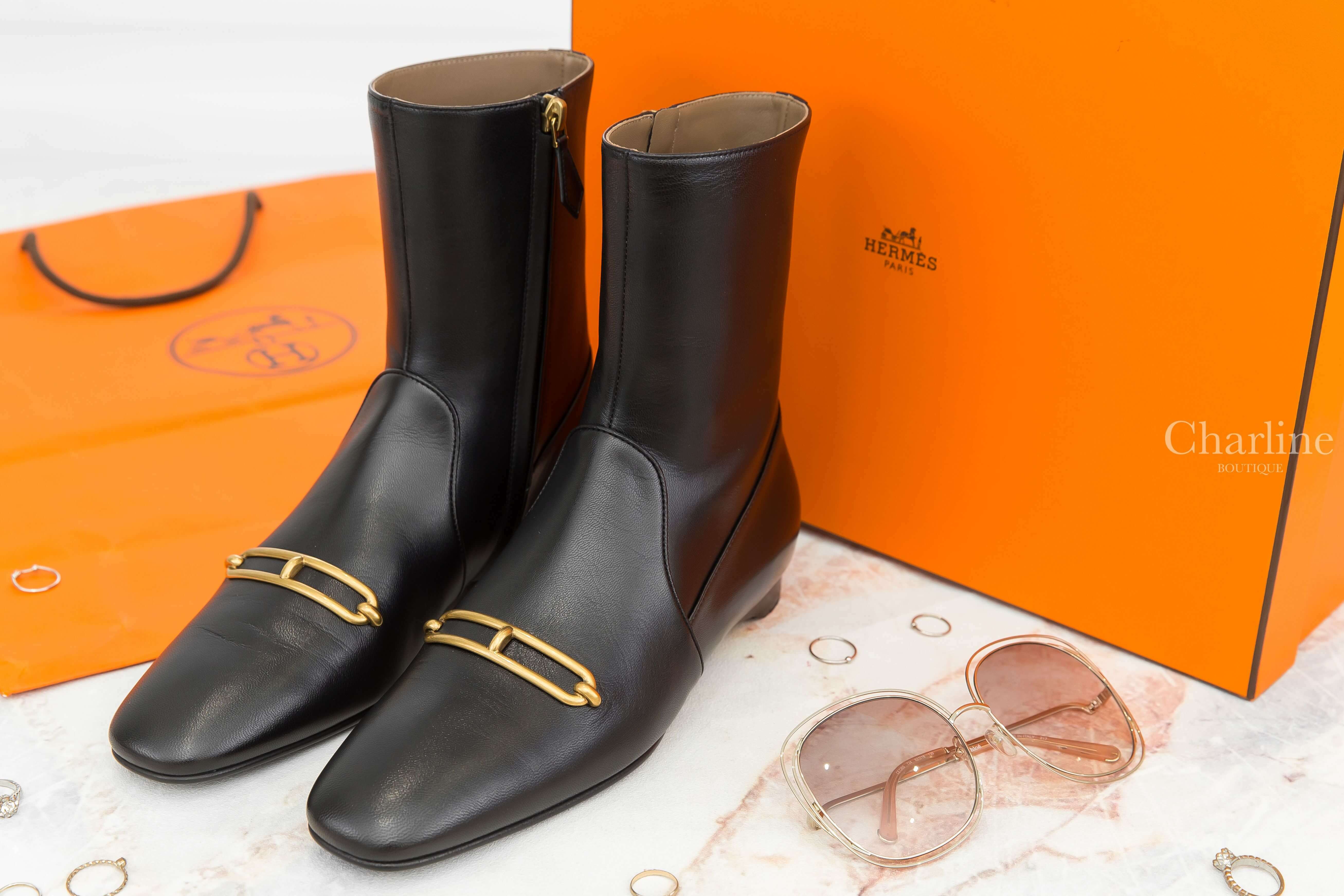 Hermès Dora Ankle Boot 黑色金色θ山羊皮低跟踝靴-Charline Boutique 精品代購